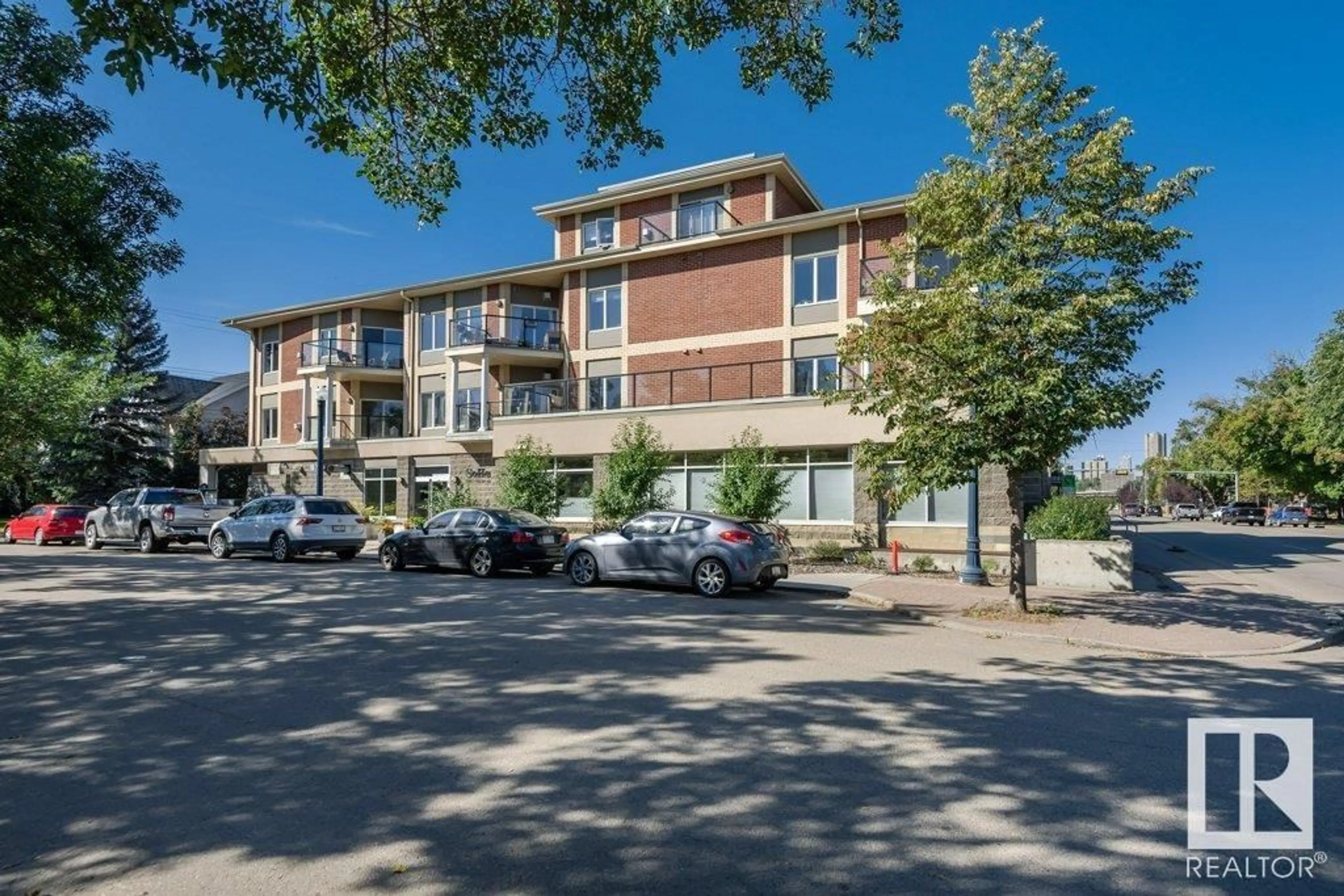 A pic from outside/outdoor area/front of a property/back of a property/a pic from drone, building for #309 - 9750 94 ST, Edmonton Alberta T6C2E3