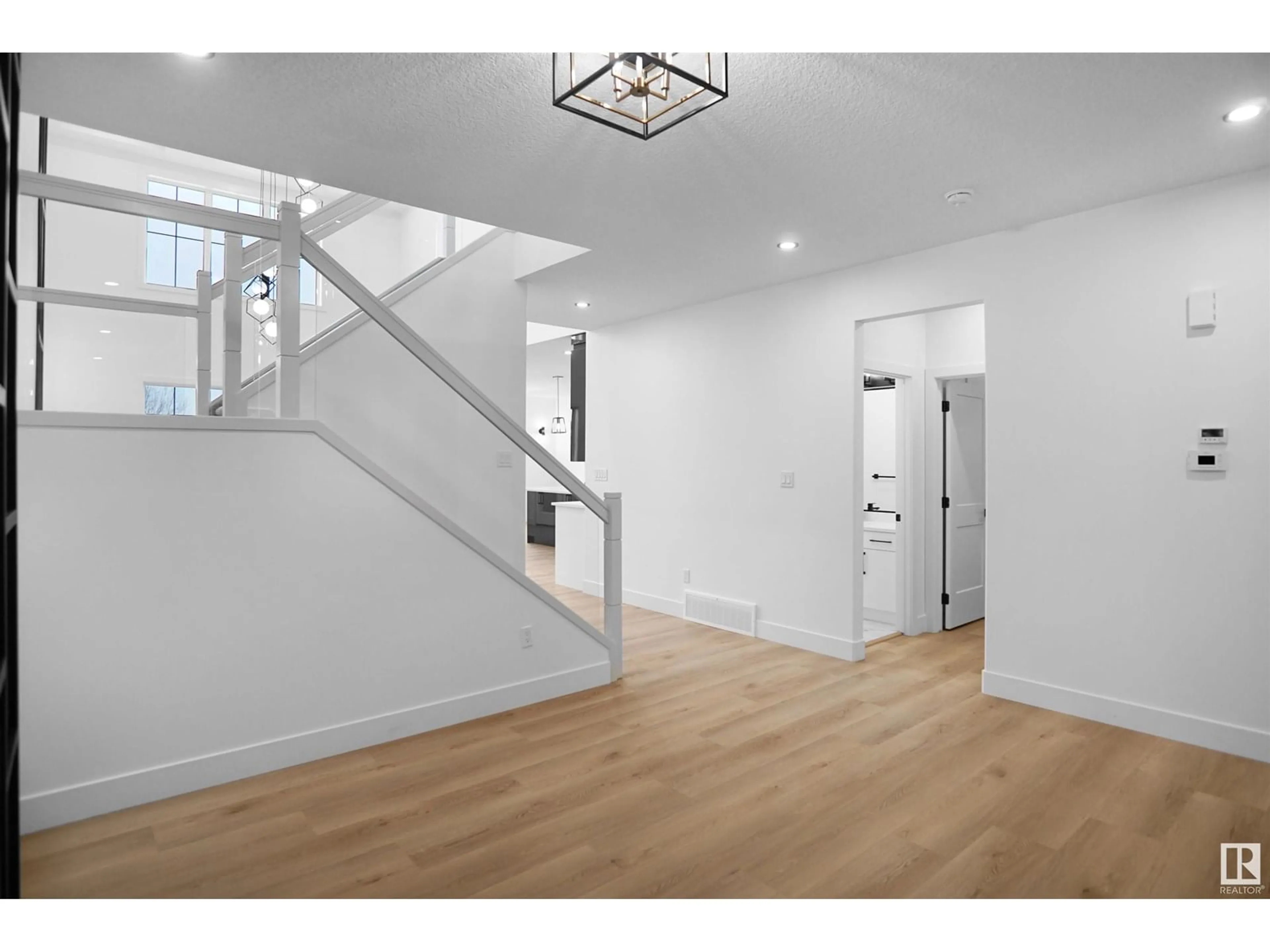 Unknown for 3508 6 ST, Edmonton Alberta T6T2L5