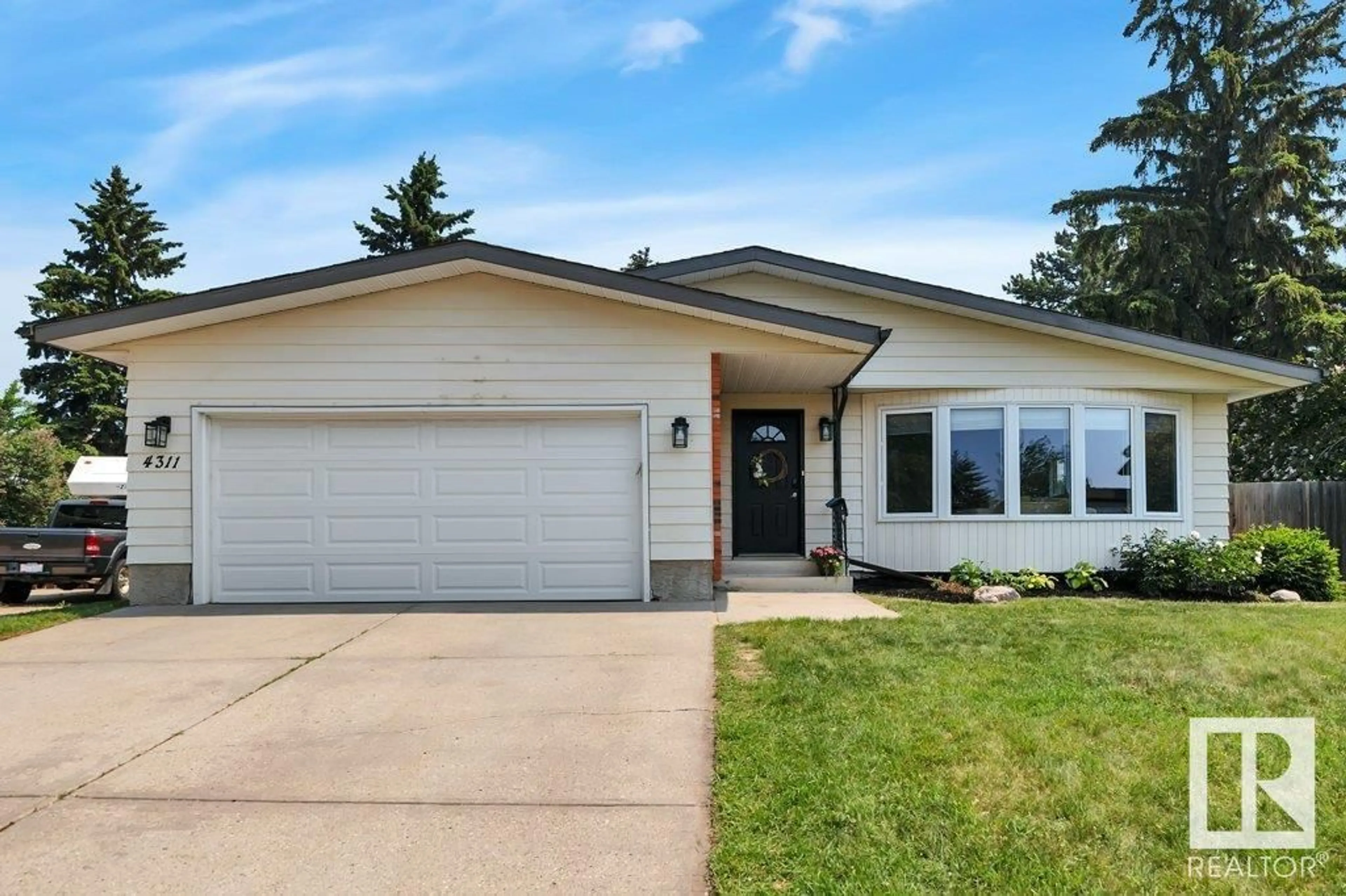 Home with vinyl exterior material, street for 4311 43 ST, Leduc Alberta T9E4T4