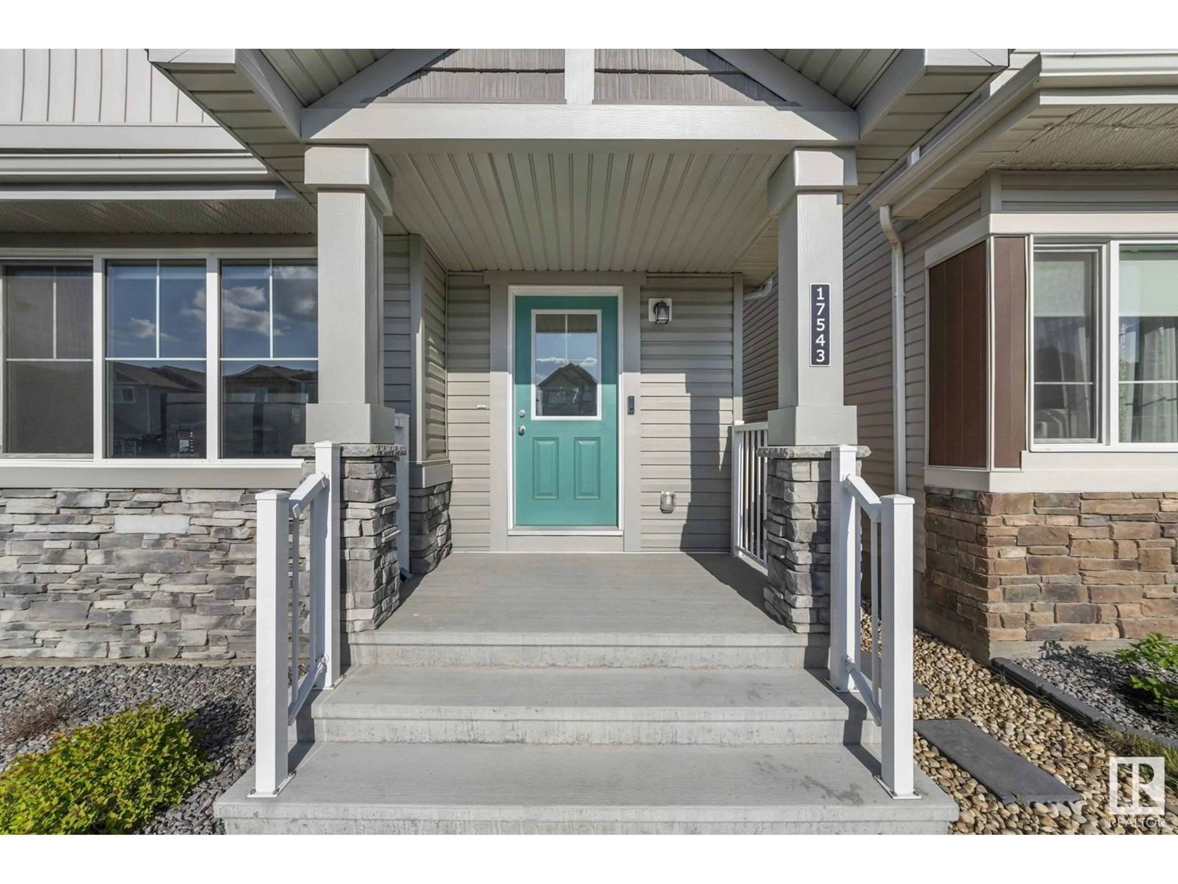 Indoor entryway for NW - 17543 49 ST, Edmonton Alberta T5Y4C6