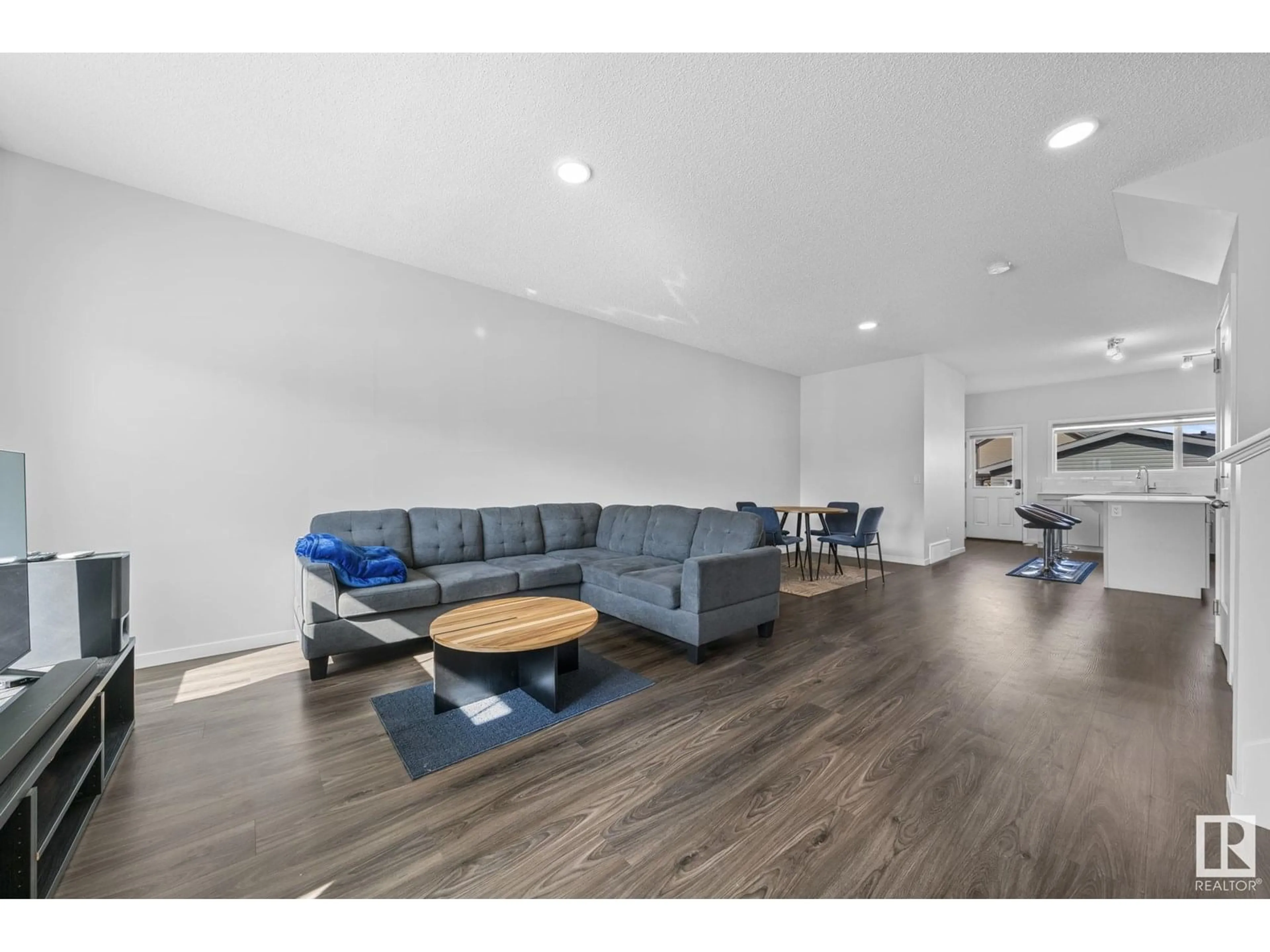 Unknown for NW - 17543 49 ST, Edmonton Alberta T5Y4C6