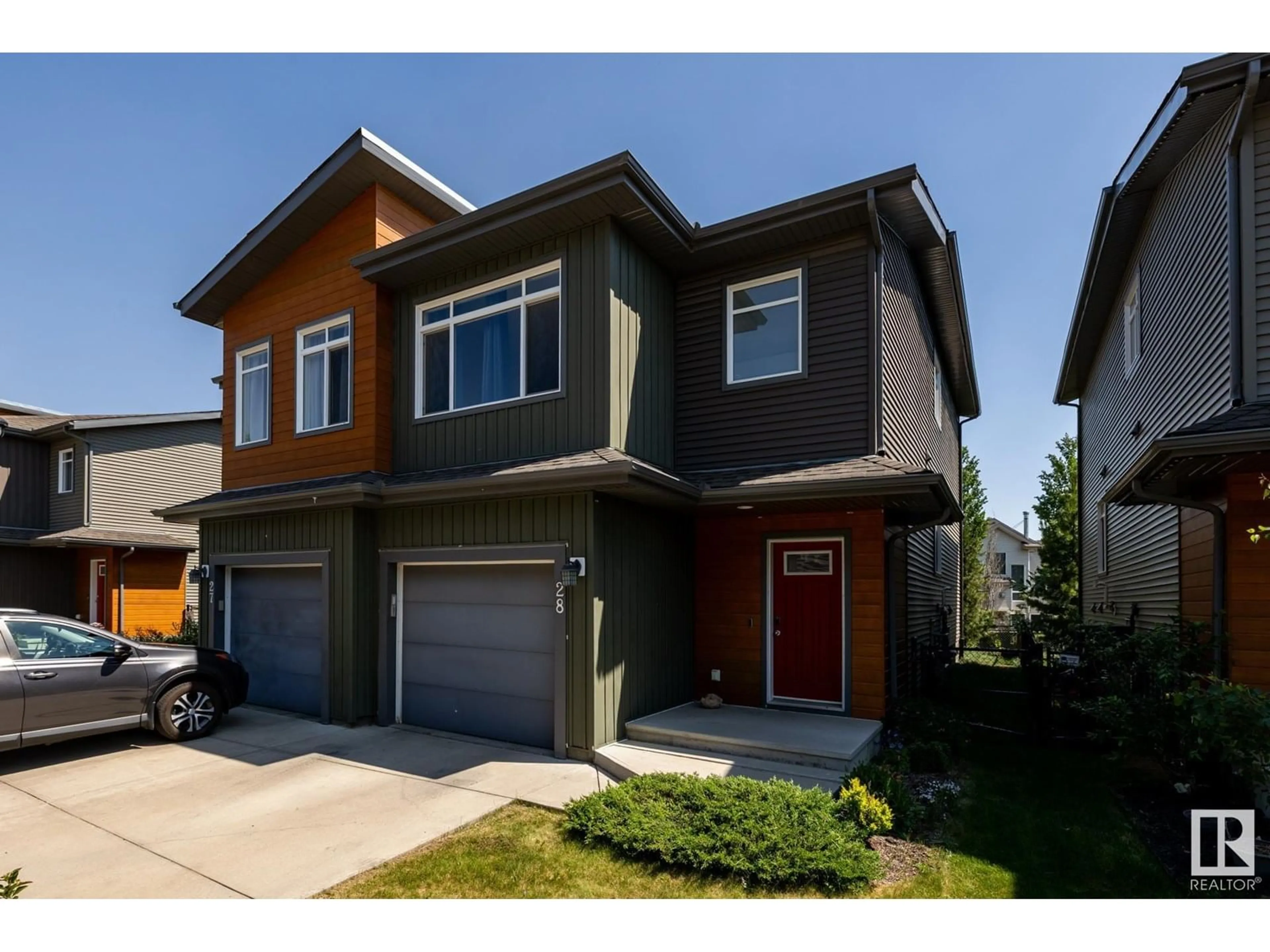 Home with vinyl exterior material, street for 28 - 7503 GETTY GATE GA, Edmonton Alberta T5T4S8