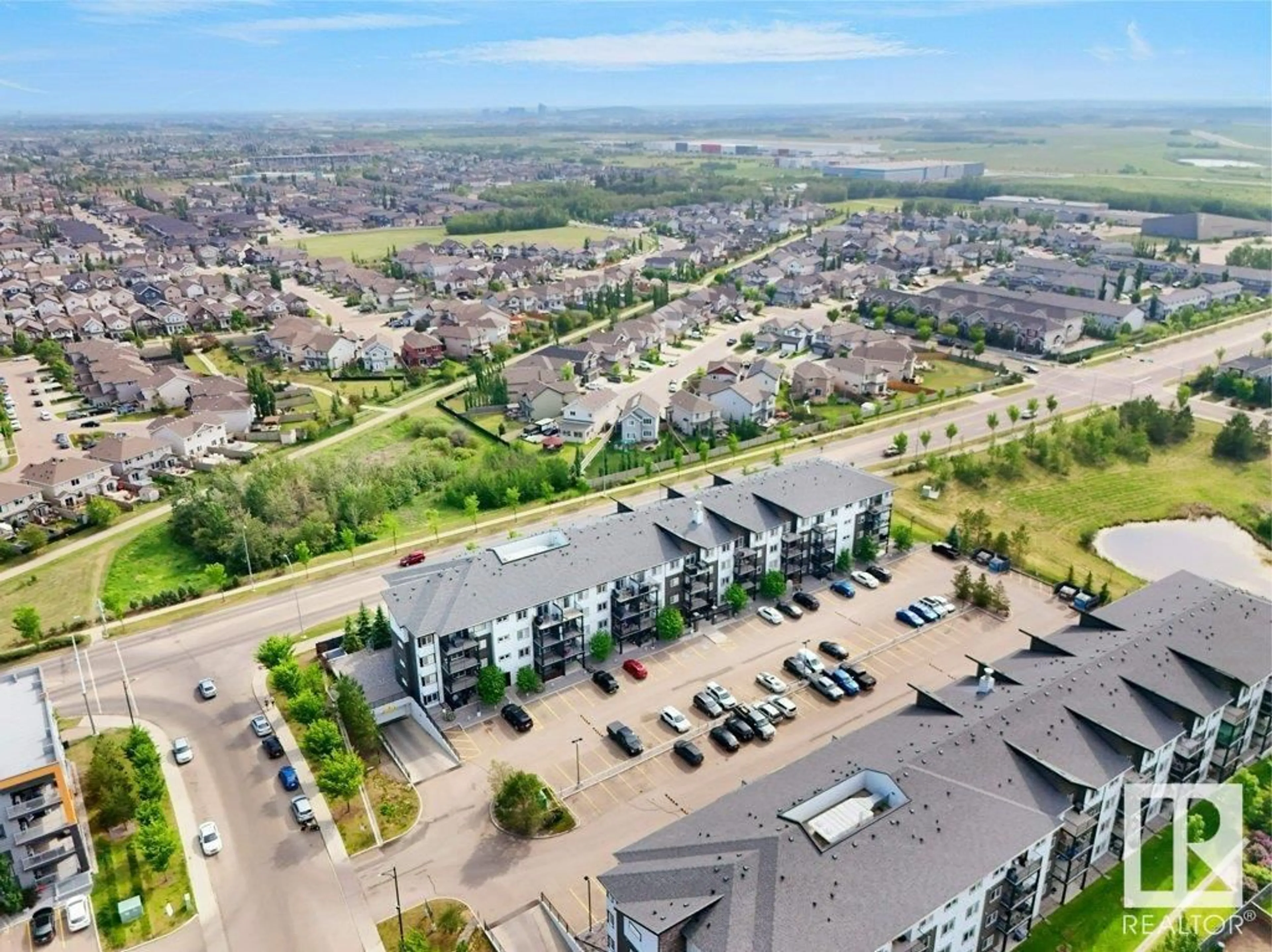 A pic from outside/outdoor area/front of a property/back of a property/a pic from drone, unknown for 504 - 123 ALBANY WY, Edmonton Alberta T6V0L2