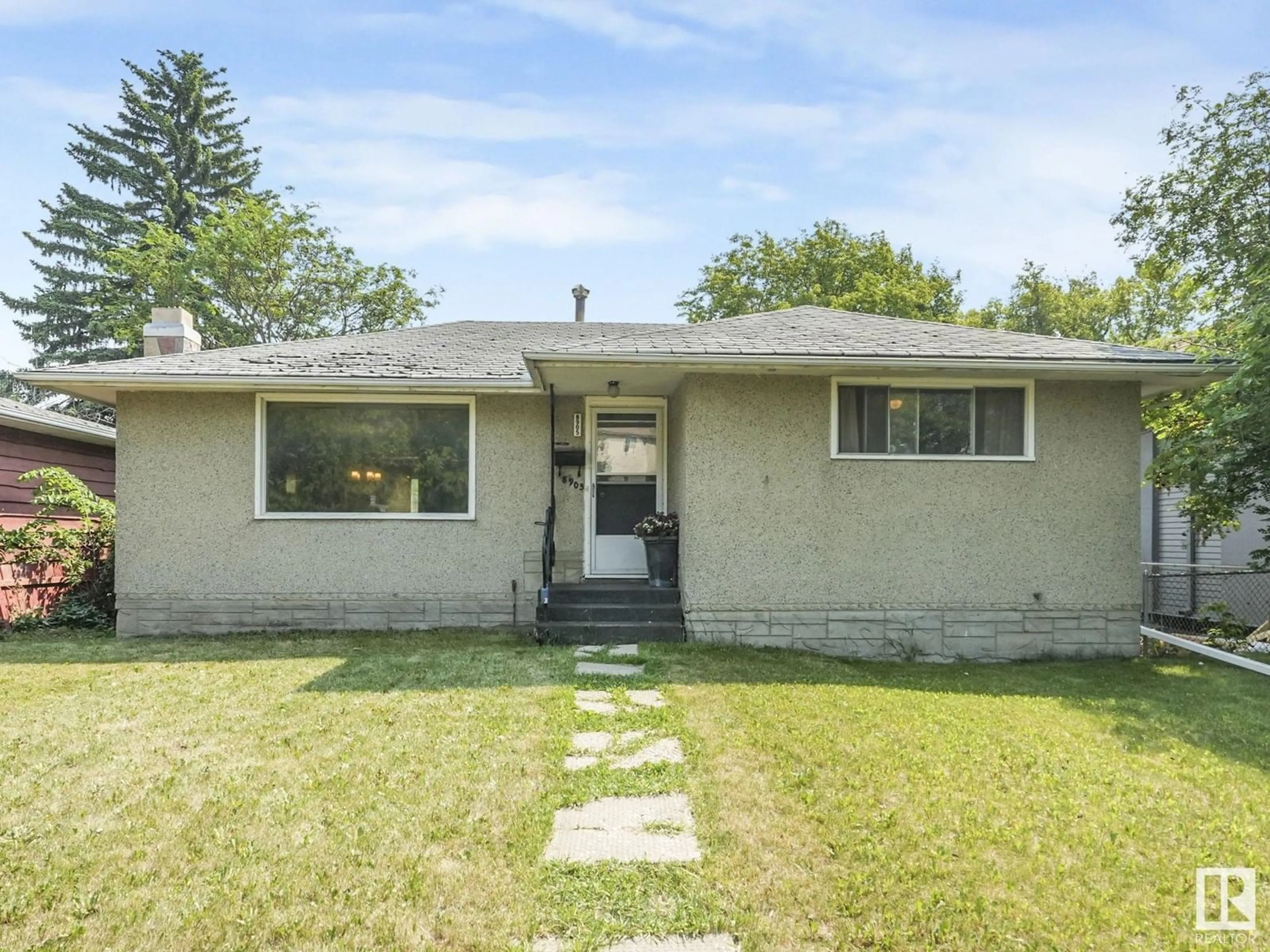 Unknown for NW - 8905 156 ST, Edmonton Alberta T5R1Y6