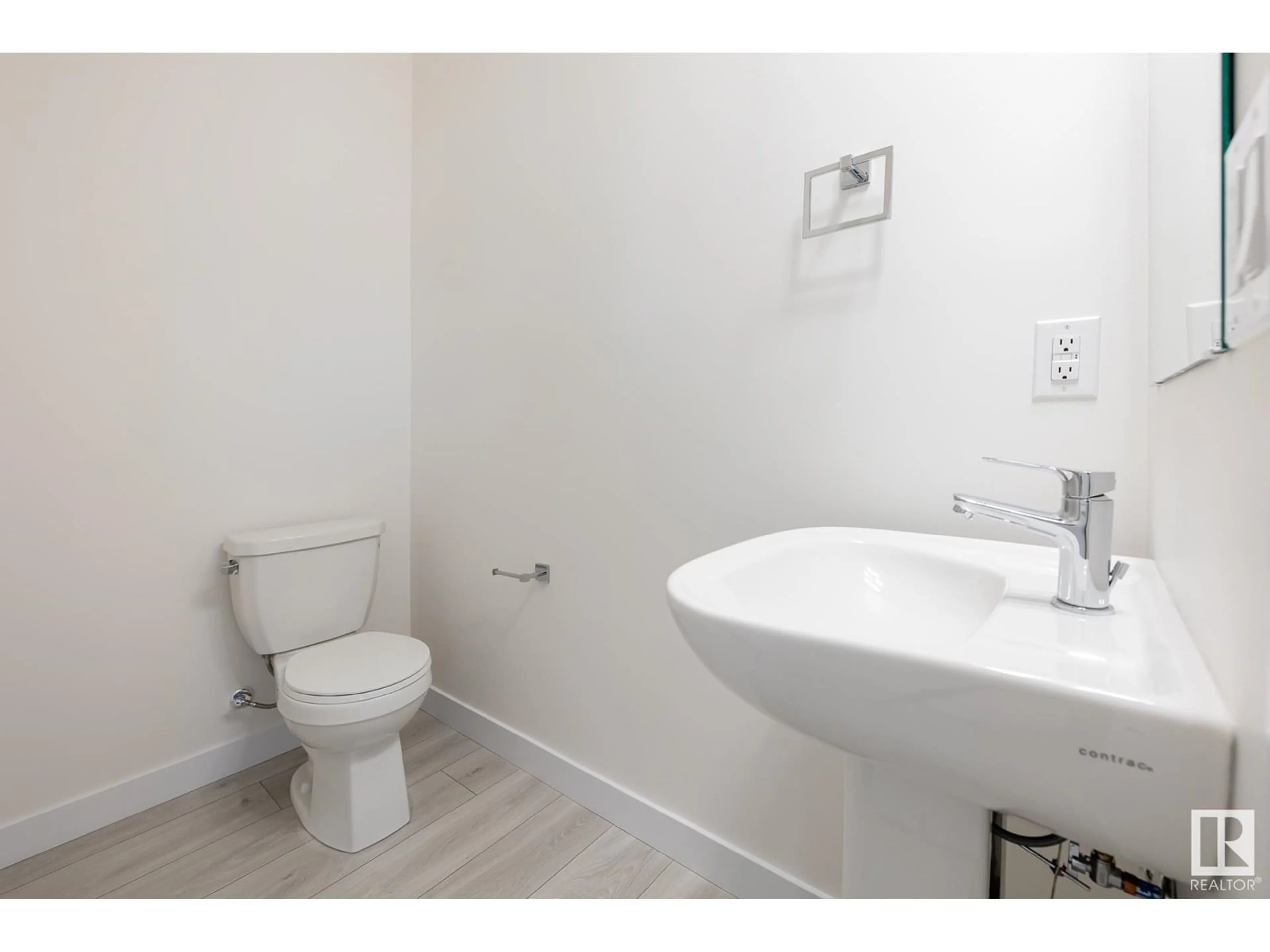 Standard bathroom, unknown for SW - 405 27 ST, Edmonton Alberta T6X3H9