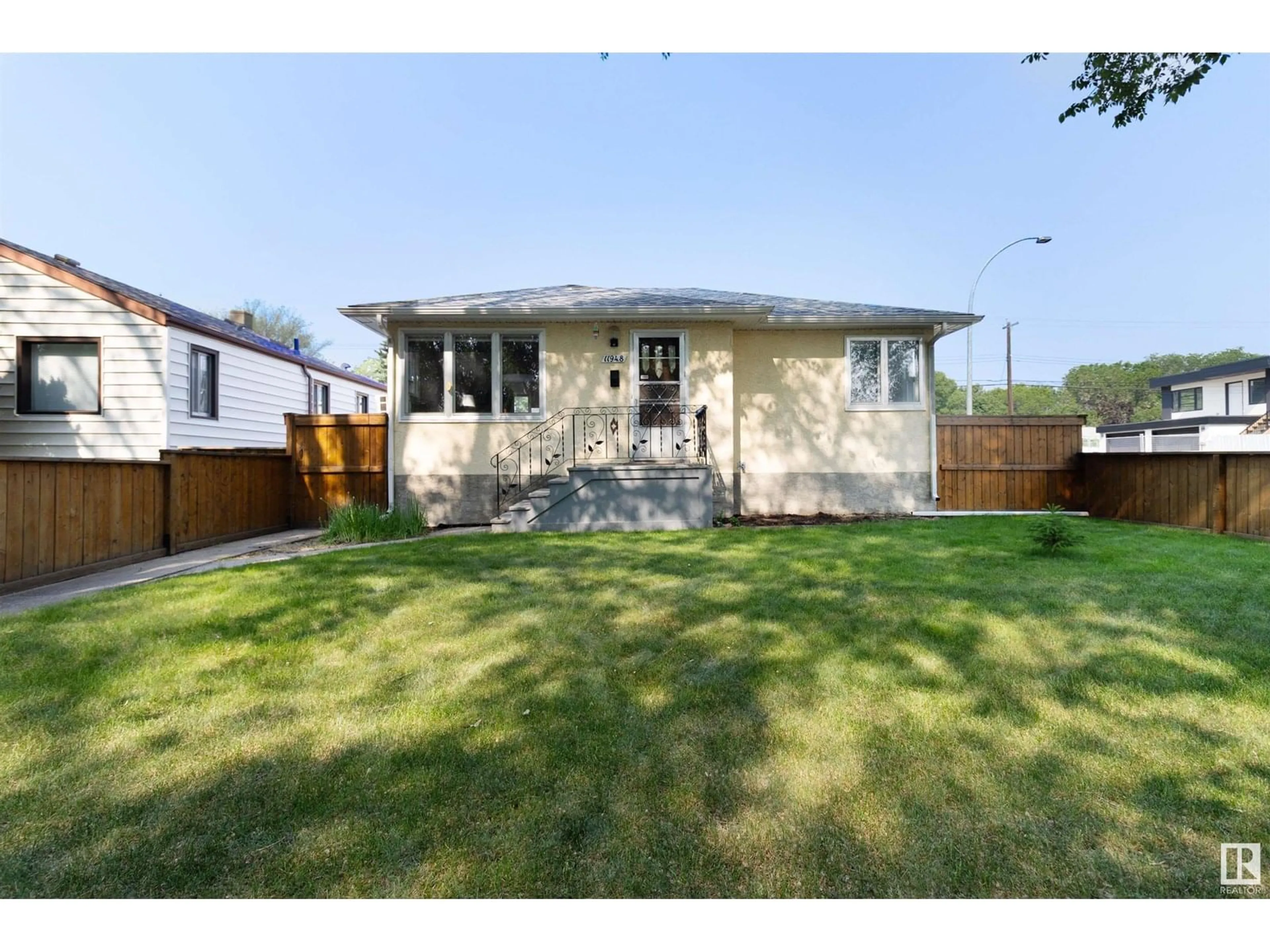 Unknown for 11948 52 ST, Edmonton Alberta T5W3J6