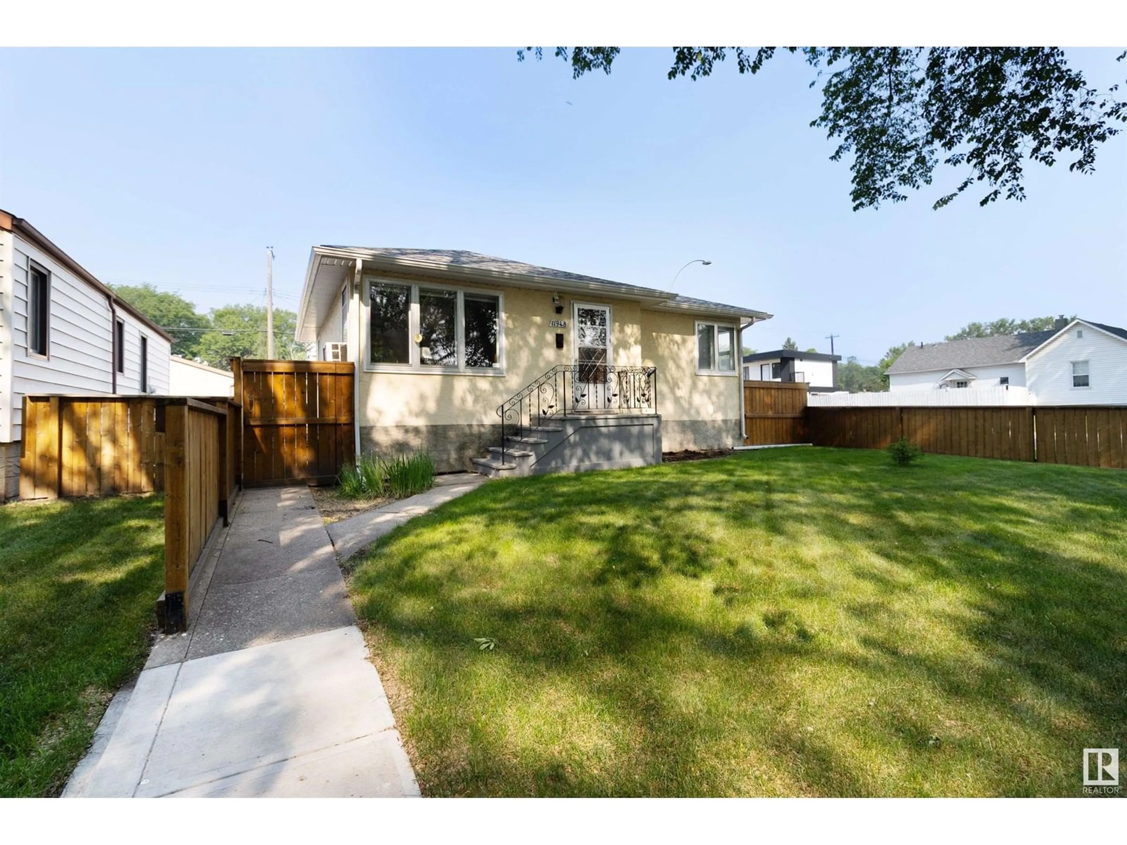 Unknown for 11948 52 ST, Edmonton Alberta T5W3J6