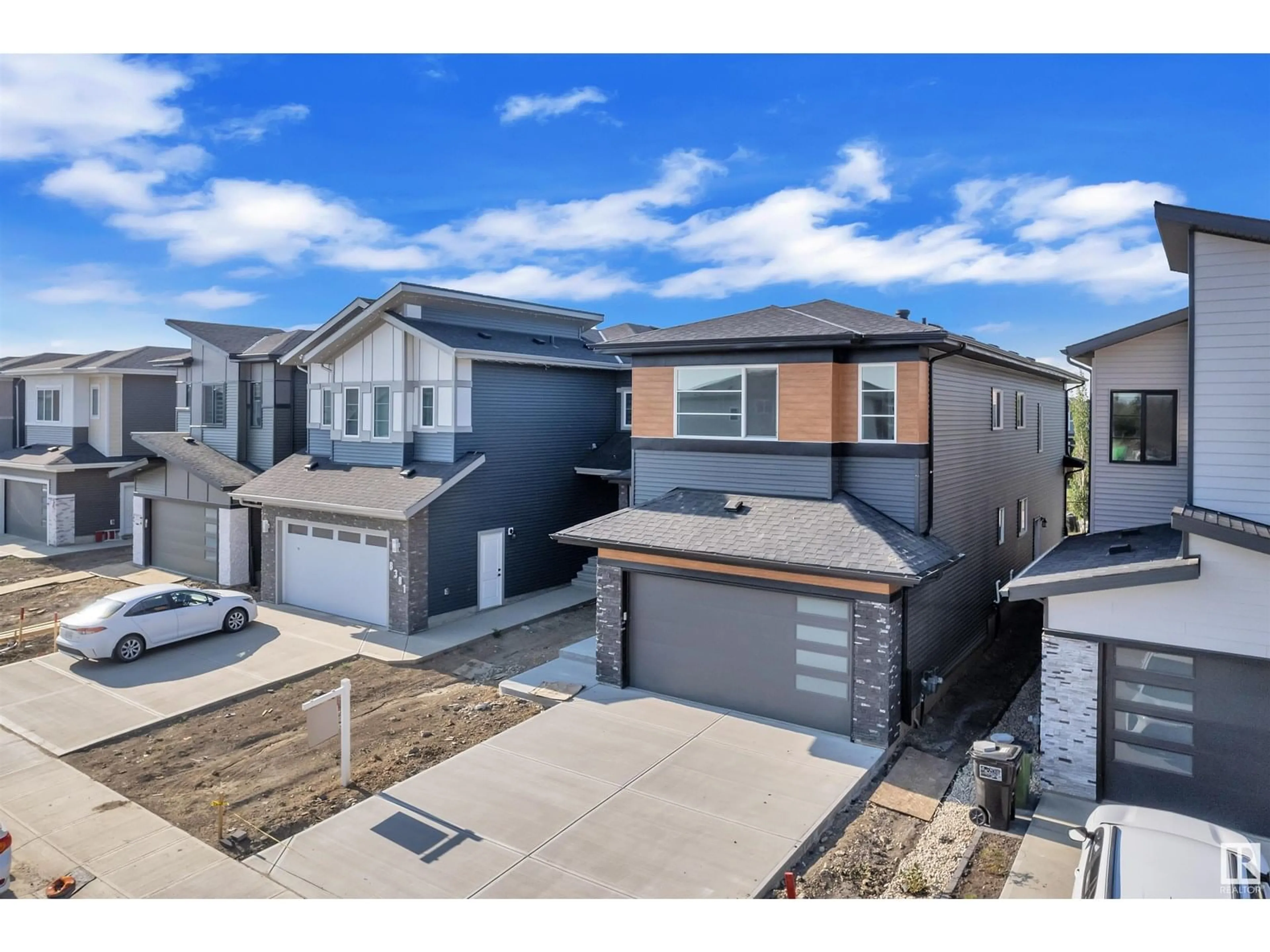 A pic from outside/outdoor area/front of a property/back of a property/a pic from drone, street for SW SW - 8379 MAYDAY LINK LI, Edmonton Alberta T6X3E6