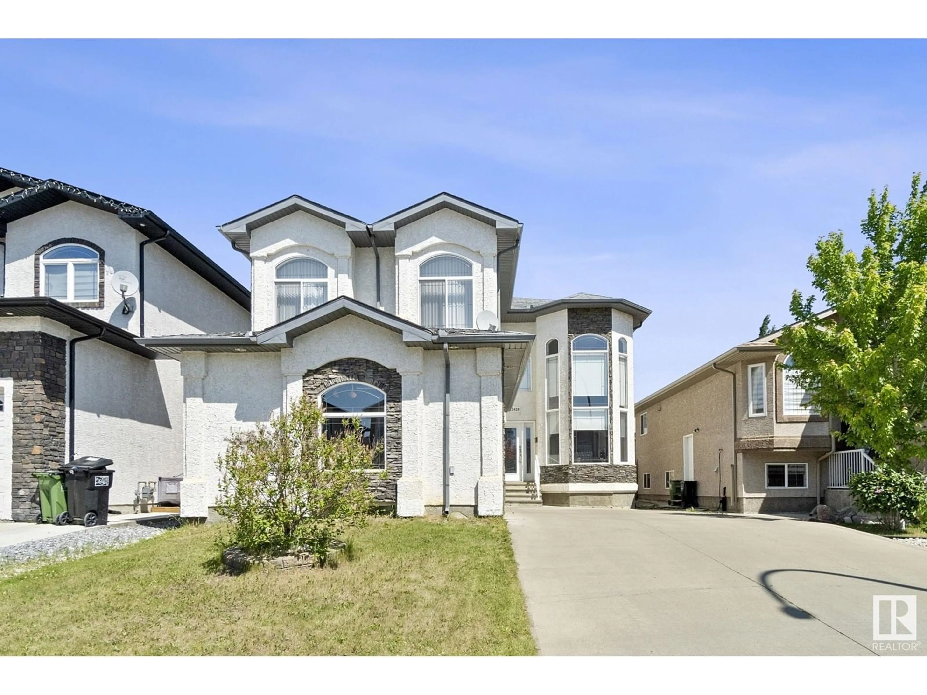 Home with vinyl exterior material, street for NW - 13420 161 AV, Edmonton Alberta T6V0B9