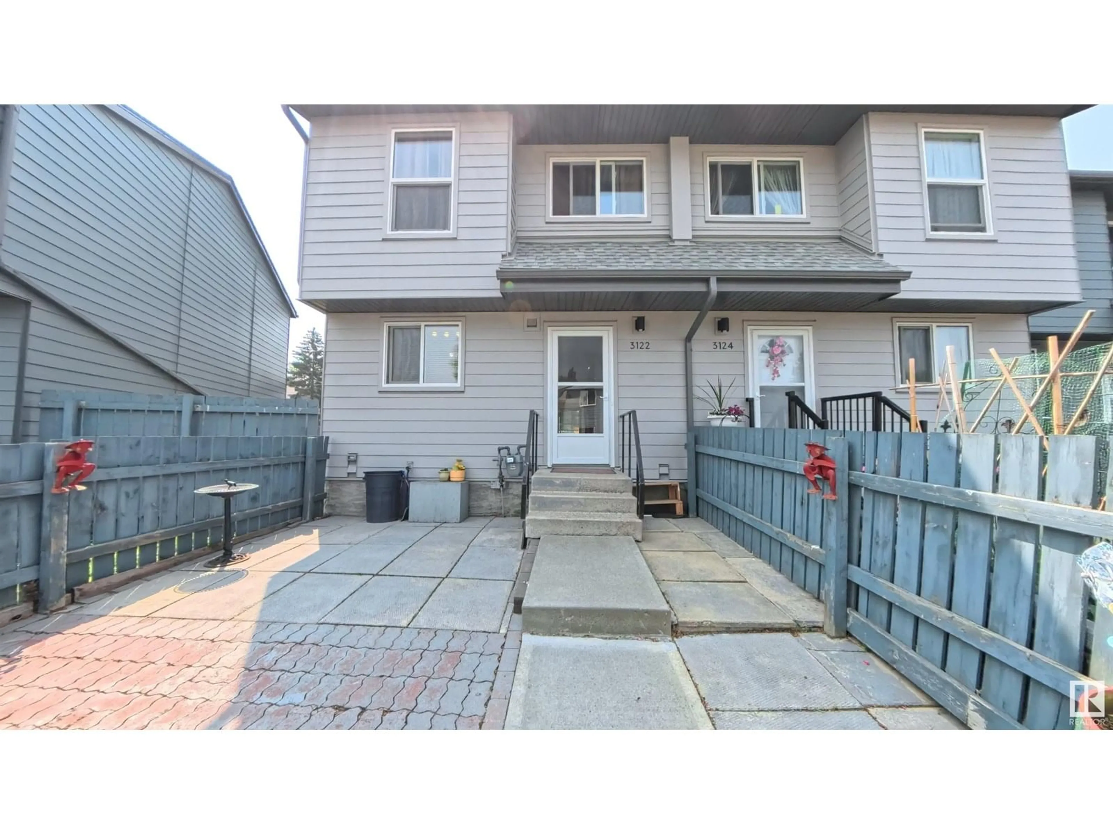 Unknown for 3122 142 AV, Edmonton Alberta T5Y1H2