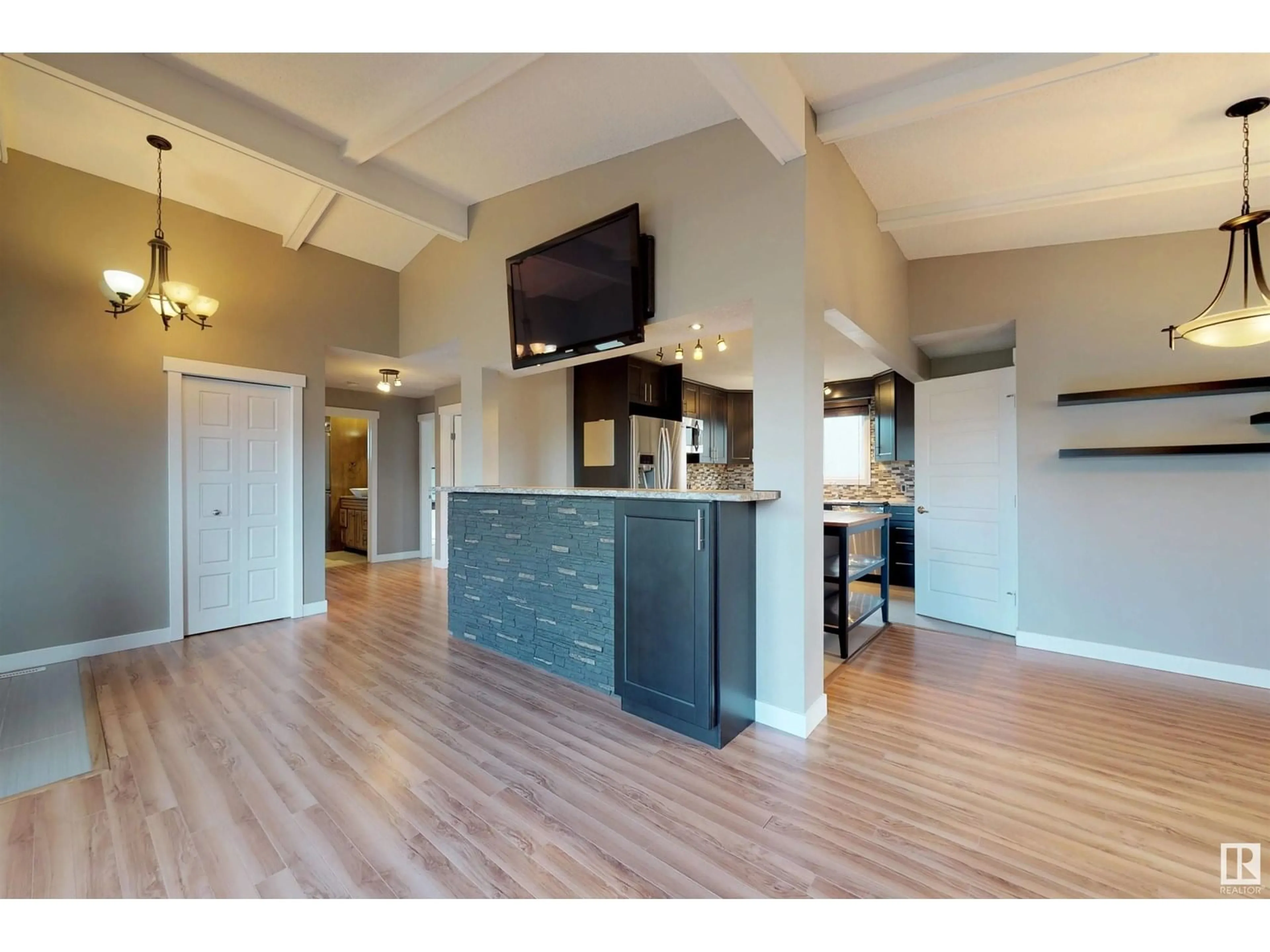 Unknown for 14703 75A ST NW, Edmonton Alberta T5C1A3