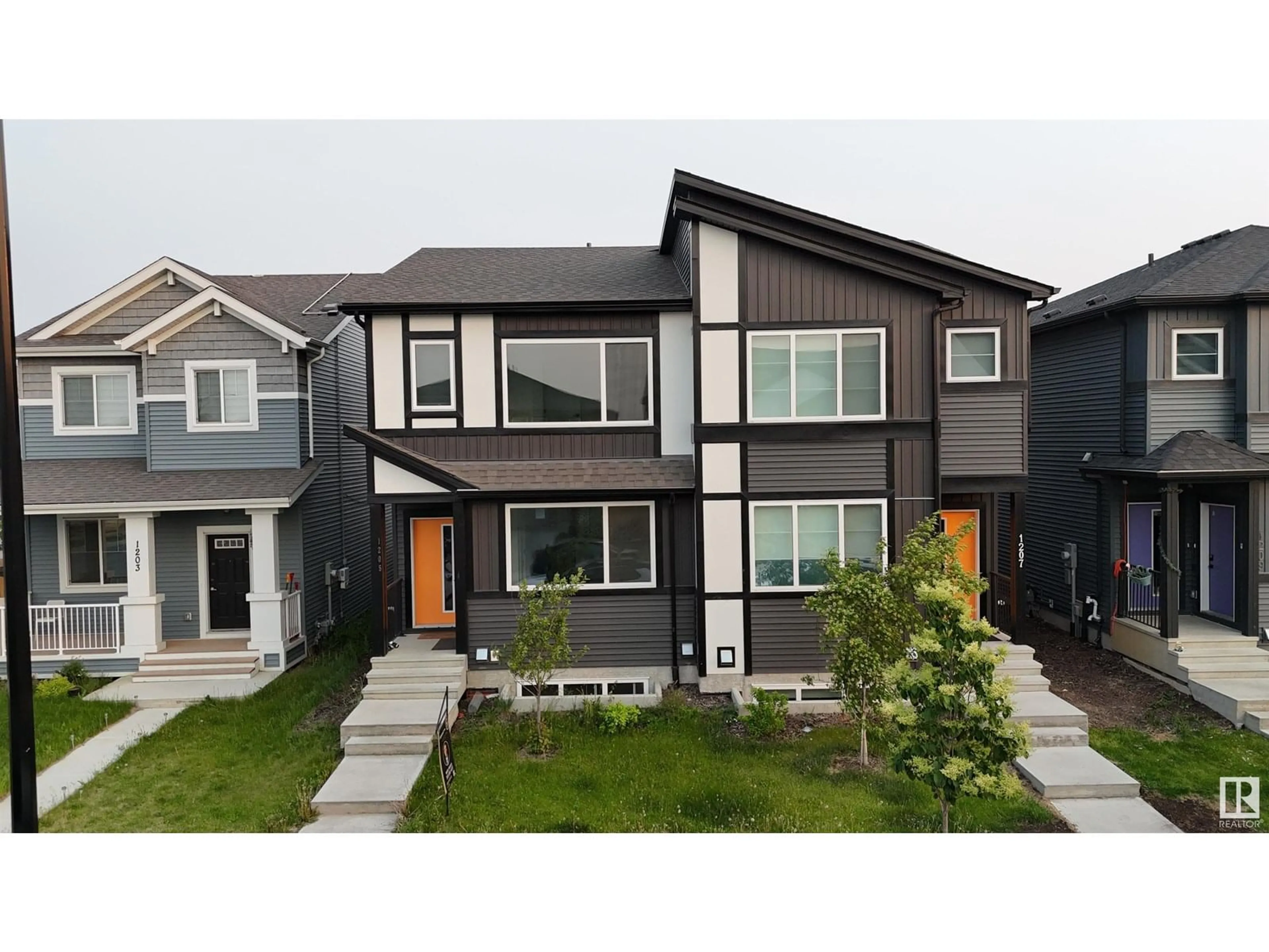 Home with vinyl exterior material, street for 1205 PODERSKY WD, Edmonton Alberta T6W4W3