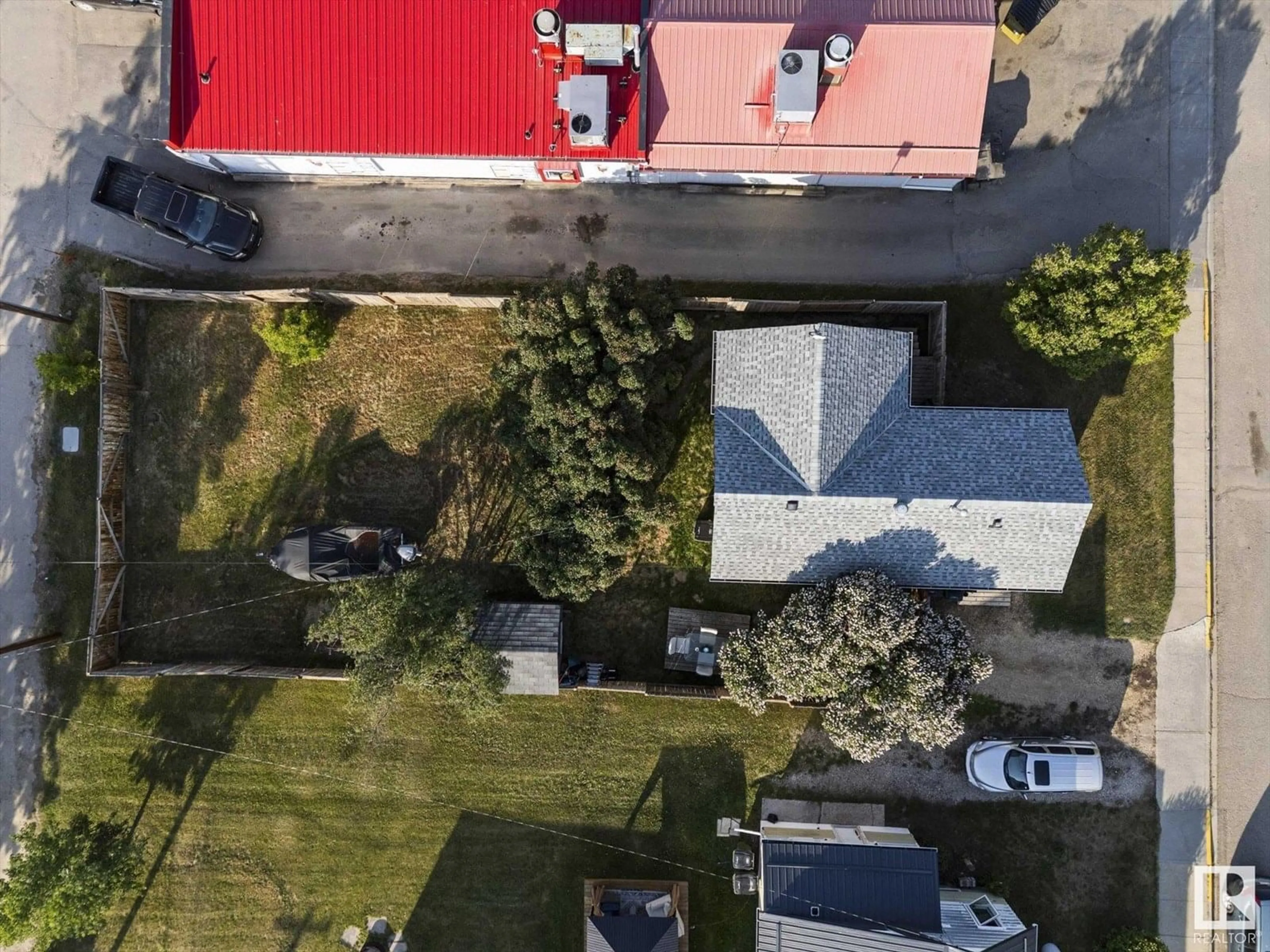 A pic from outside/outdoor area/front of a property/back of a property/a pic from drone, street for 4908 49 AV, Onoway Alberta T0E1V0
