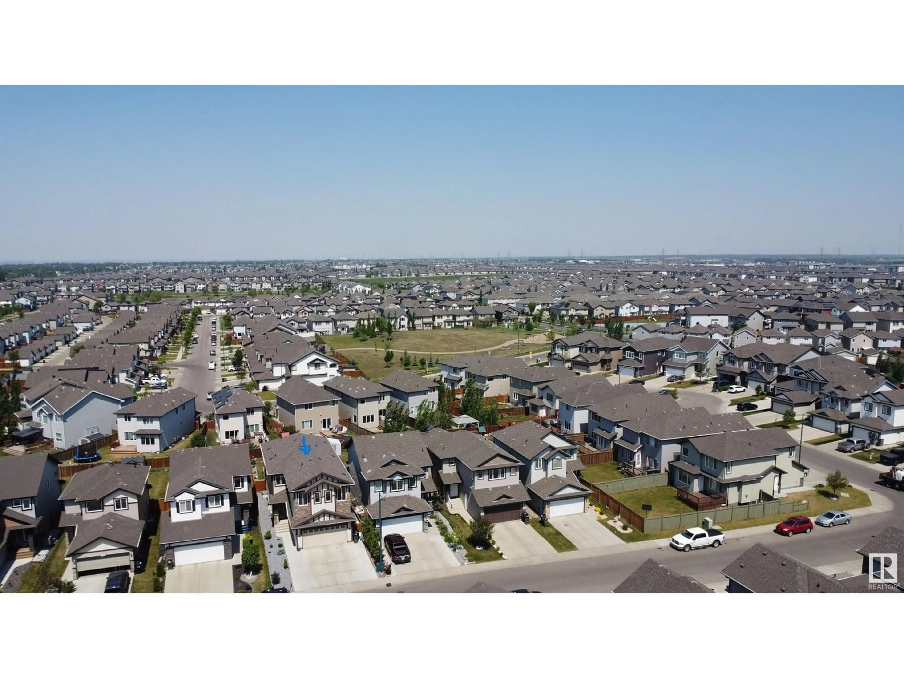 A pic from outside/outdoor area/front of a property/back of a property/a pic from drone, street for NW - 3244 13 AVE AV, Edmonton Alberta T6T0Z4