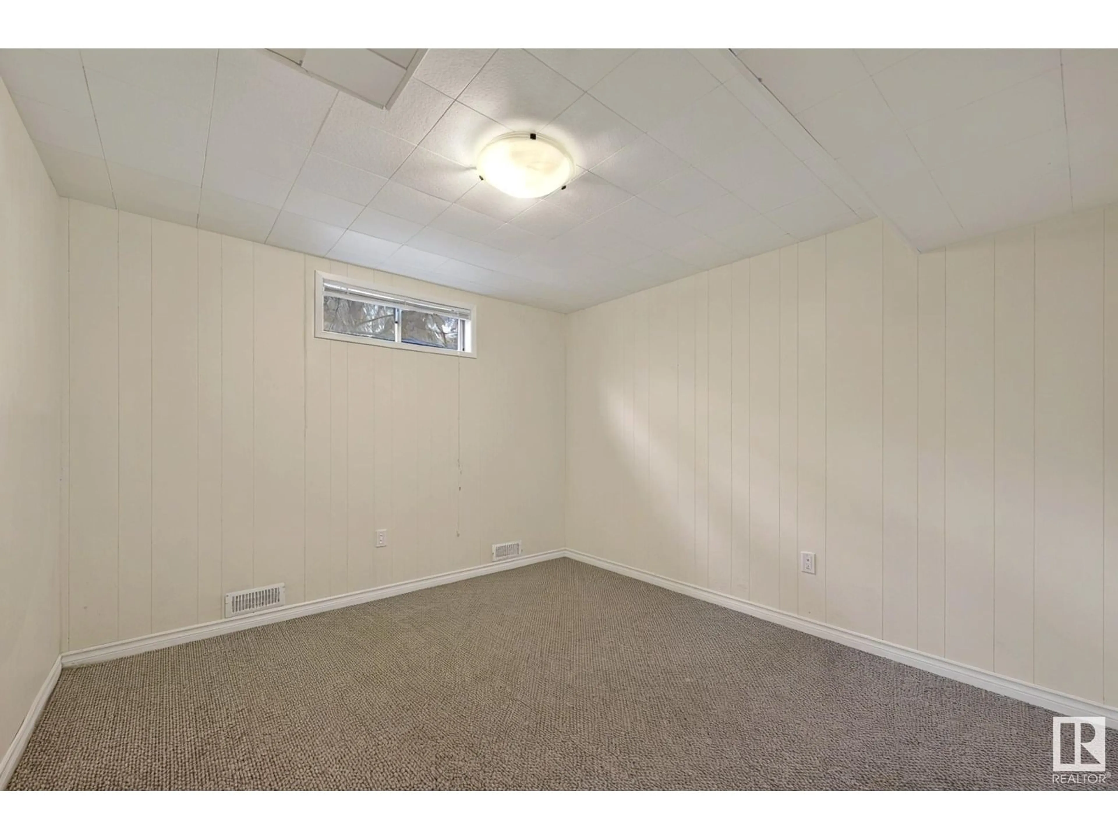 A pic of a room for NW - 7608 143A ST, Edmonton Alberta T5R0P9