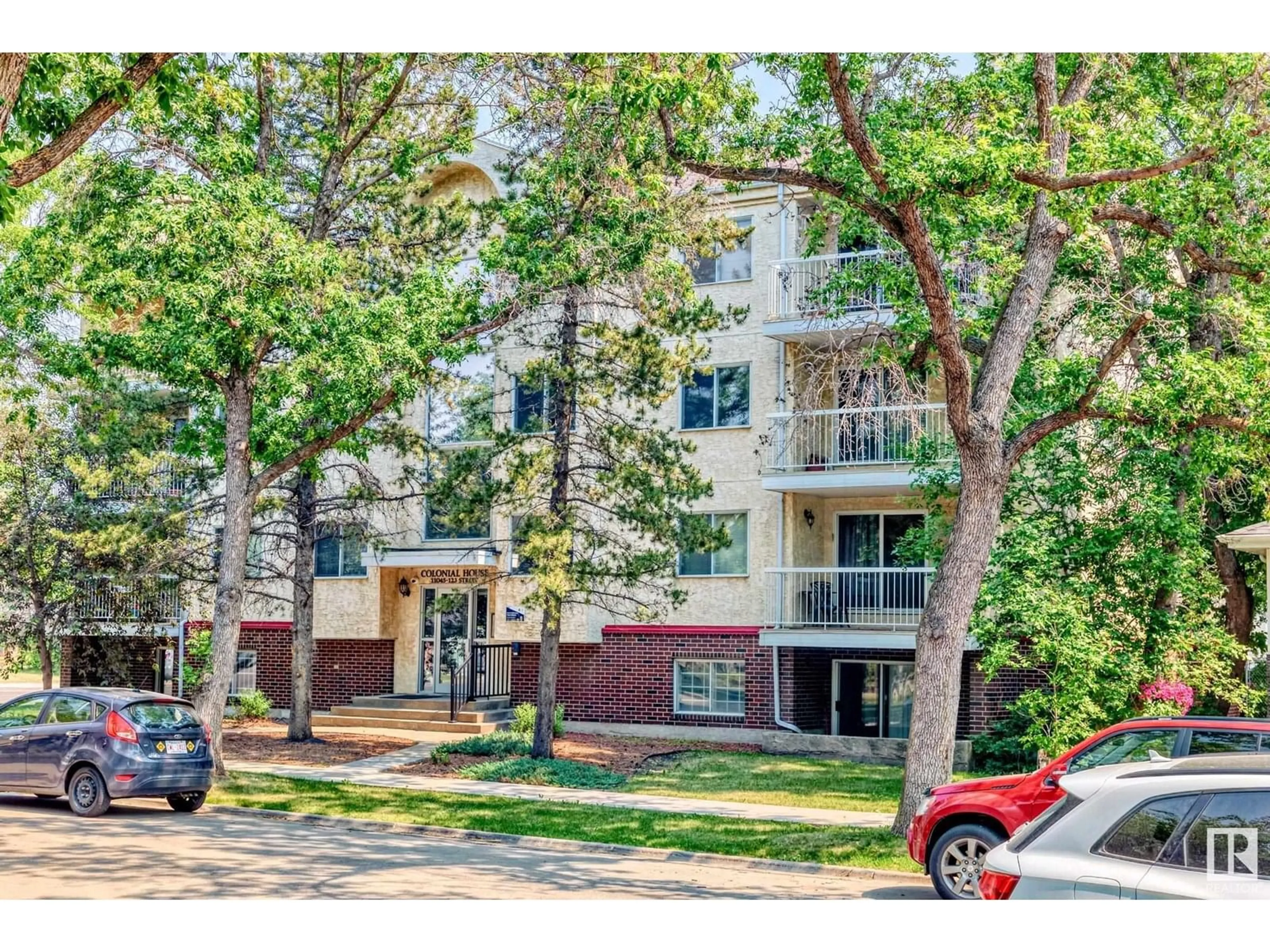 Unknown for #102 - 11045 123 ST, Edmonton Alberta T5M0E4