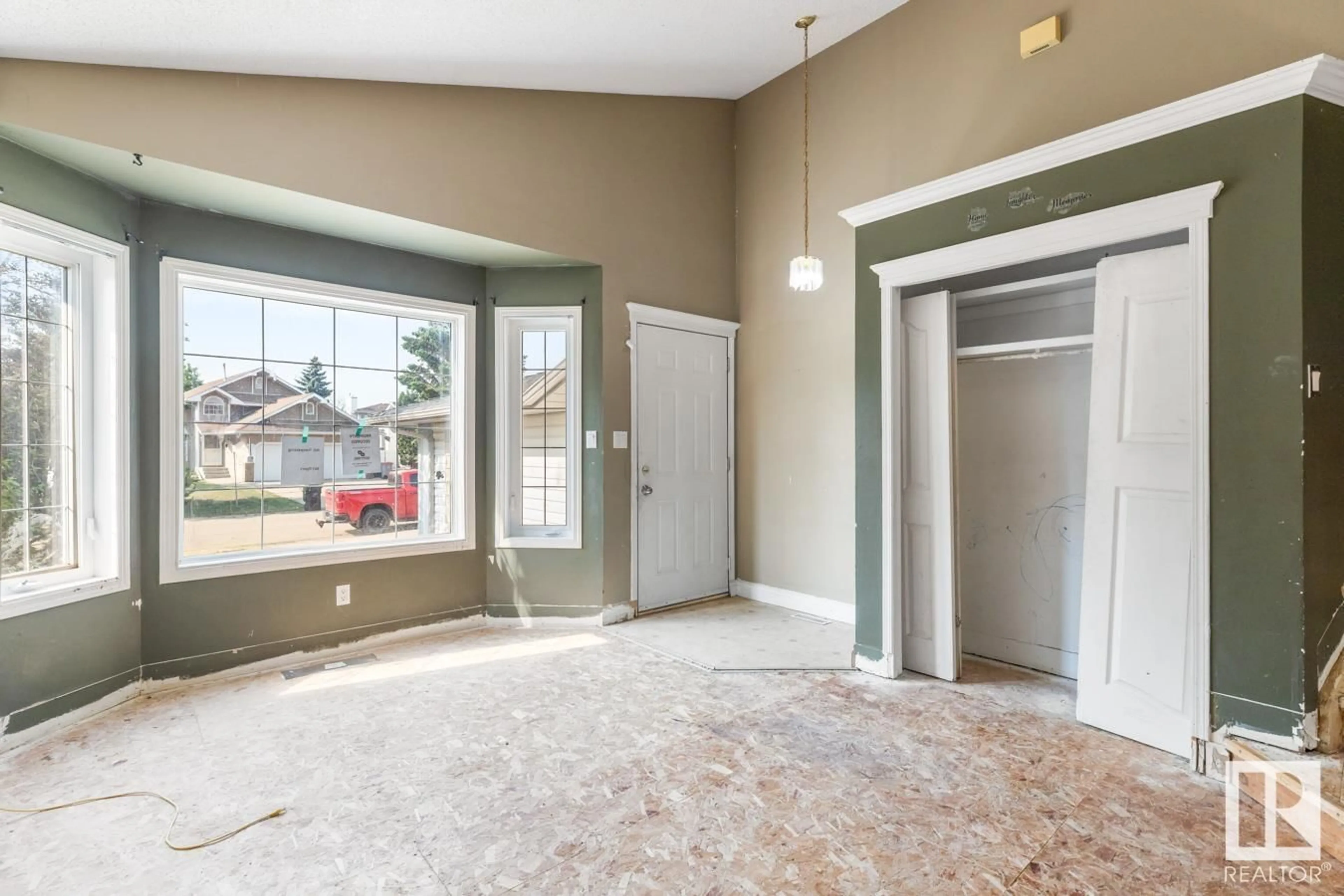 Indoor entryway for 180 WEST LIBERTY CR, Millet Alberta T0C1Z0