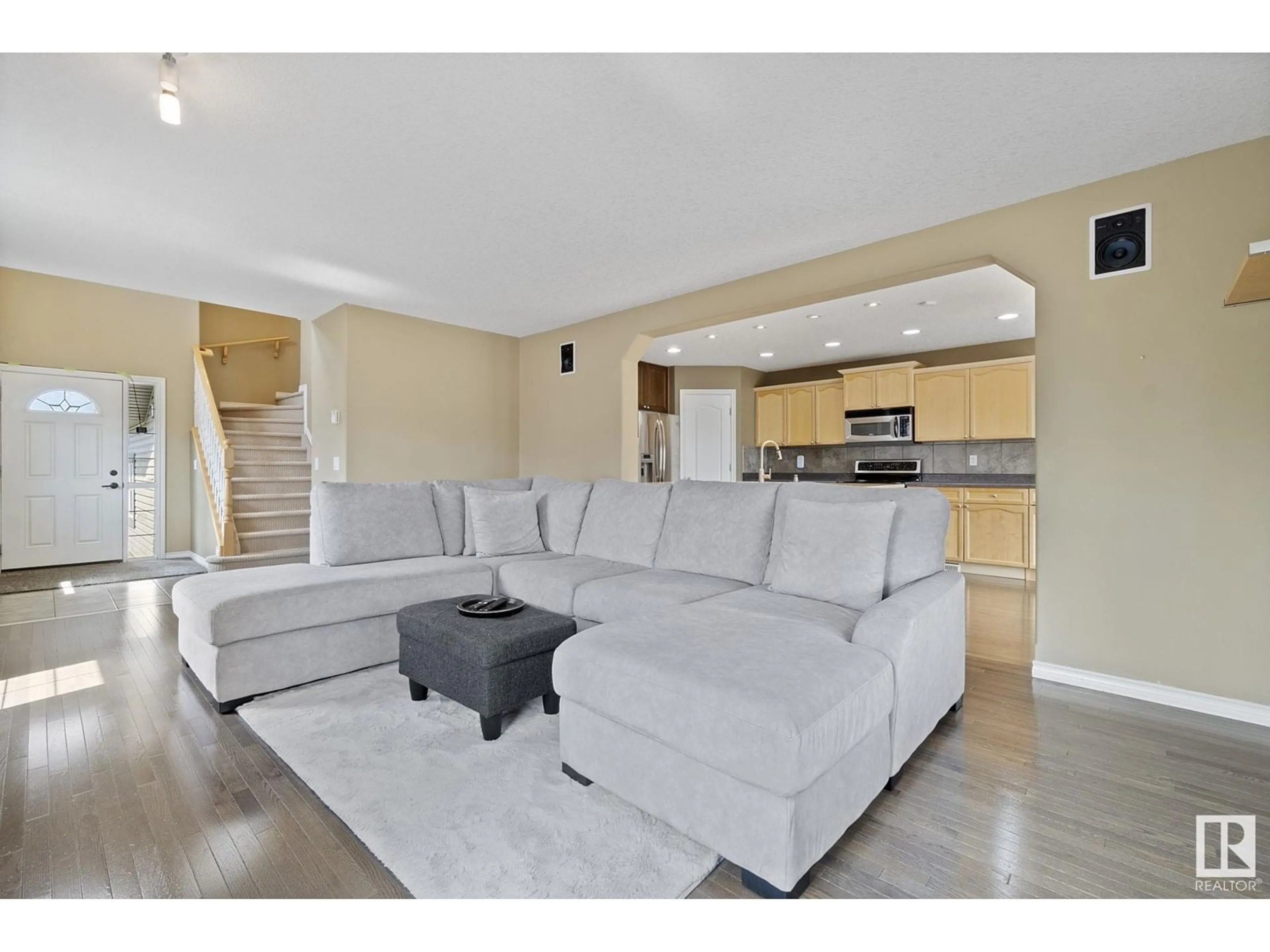 Living room with furniture, unknown for 8438 SLOANE CR, Edmonton Alberta T6R0L3