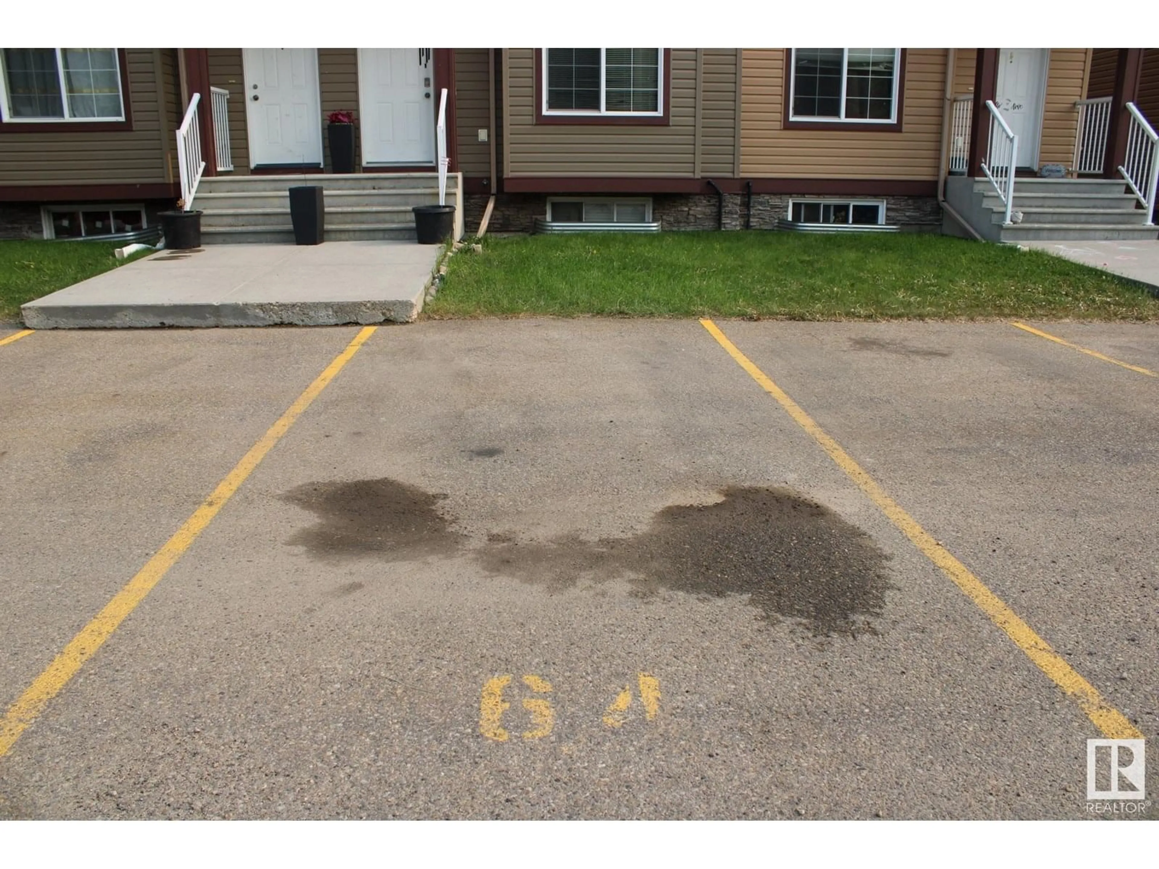 Parking for #37 - 320 SPRUCE RIDGE RD, Spruce Grove Alberta T7X0H5