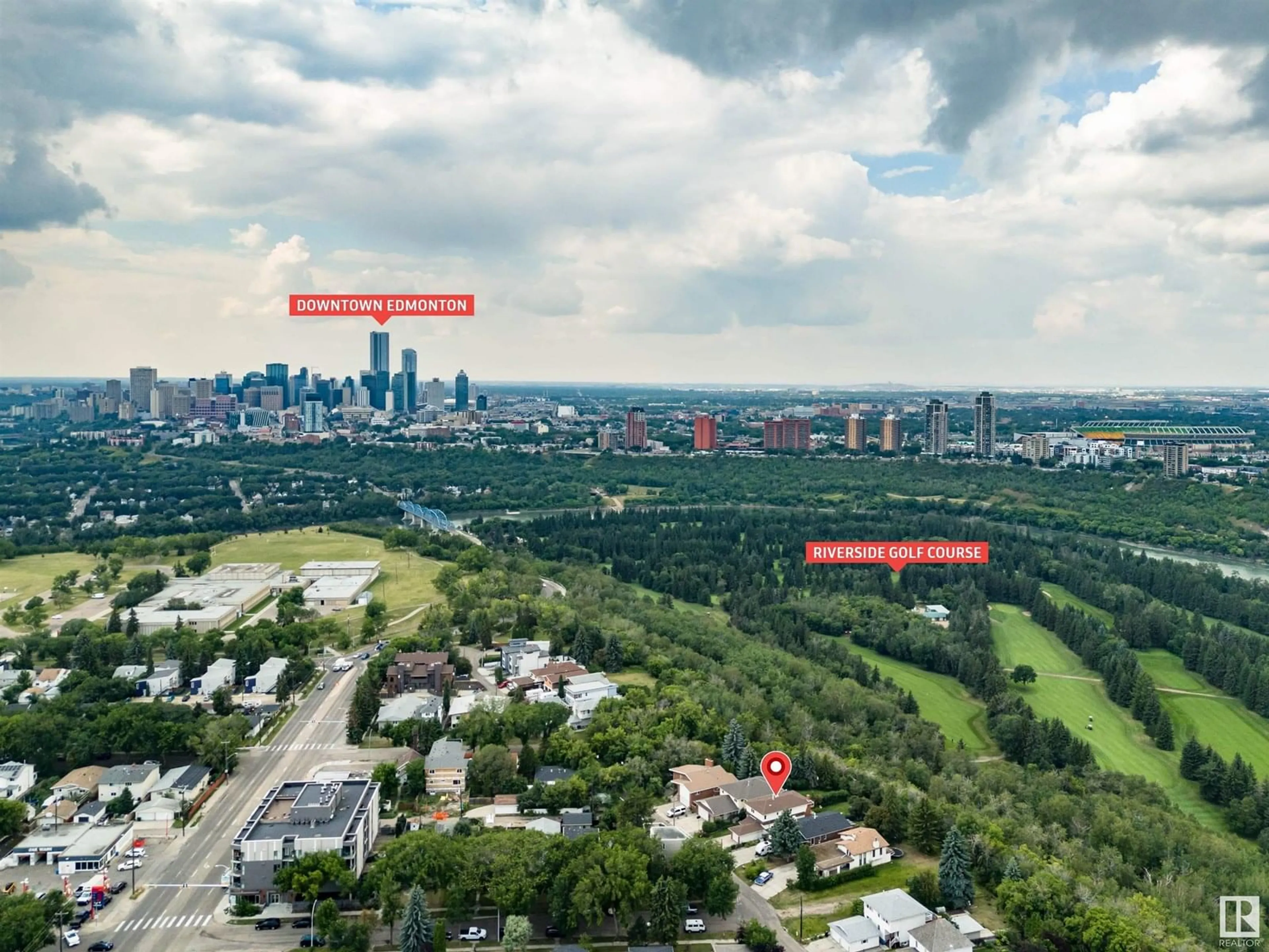 A pic from outside/outdoor area/front of a property/back of a property/a pic from drone, city buildings view from balcony for 8212 ROWLAND RD, Edmonton Alberta T6A3W9