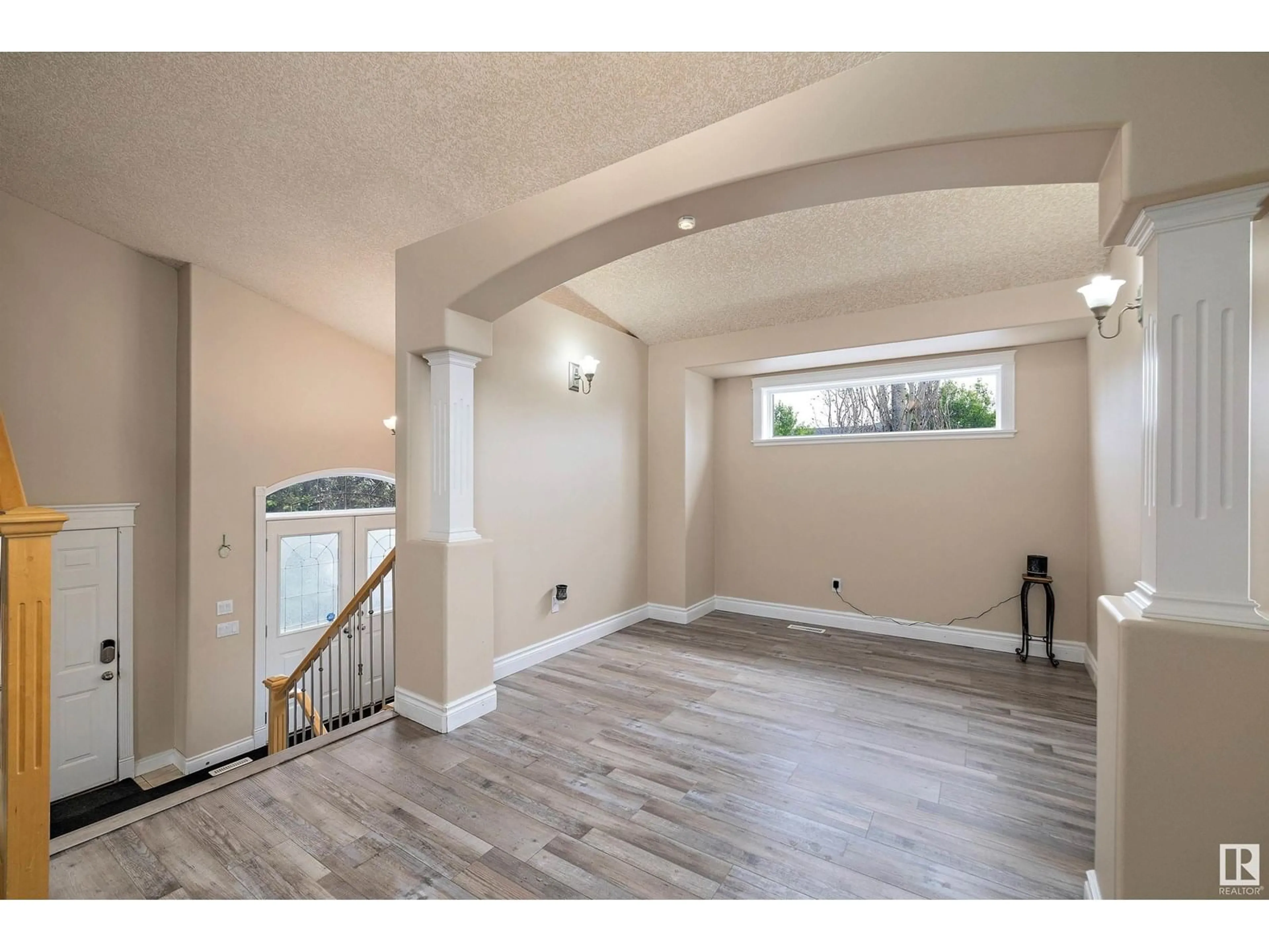 Indoor entryway for 11503 168 AV, Edmonton Alberta T5A6B6
