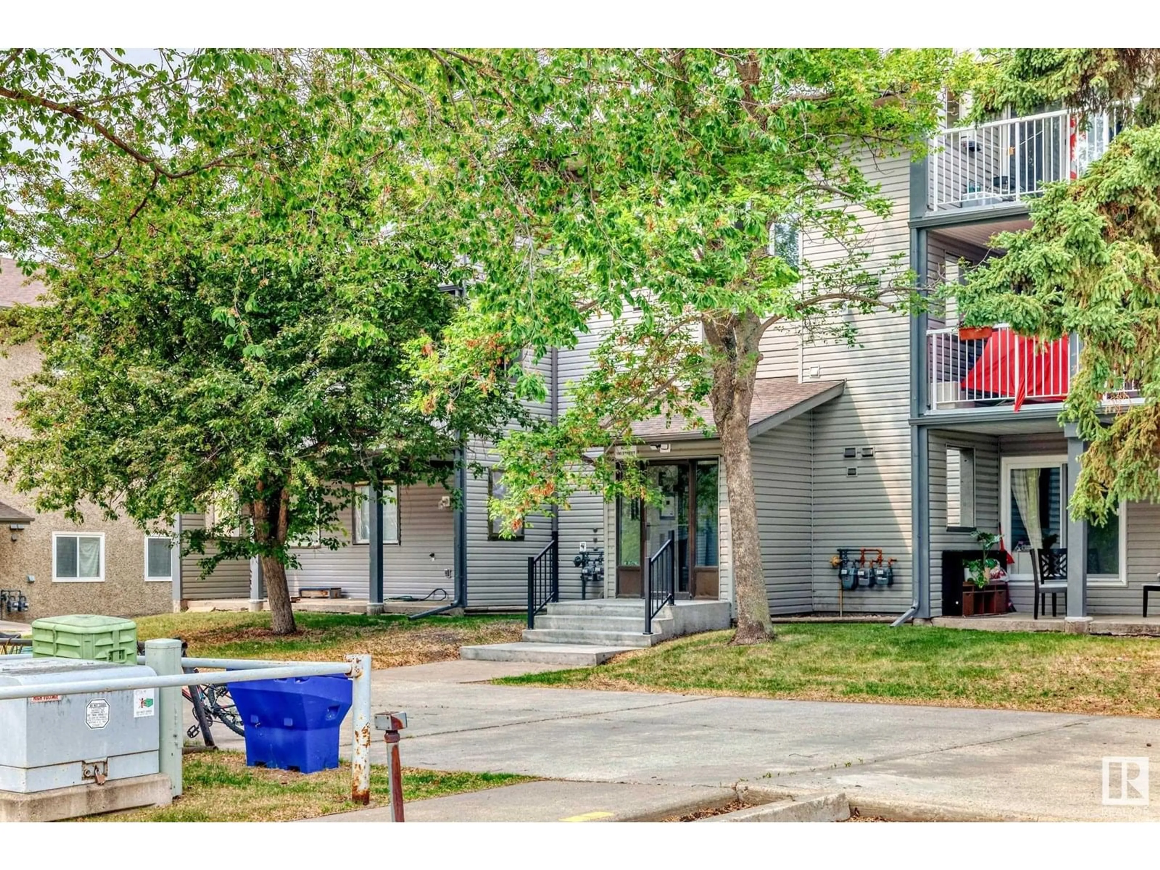 Unknown for #105 - 6212 180 ST NW, Edmonton Alberta T5T2T2