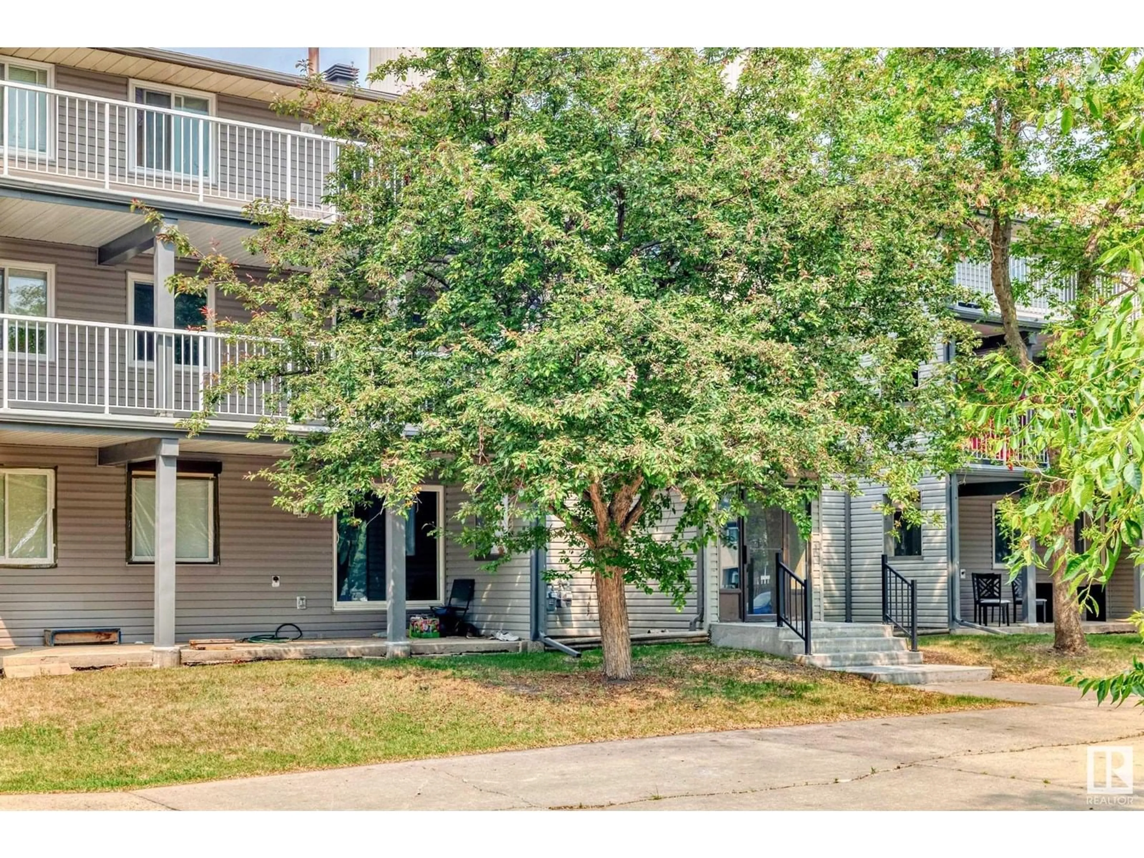 Unknown for #105 - 6212 180 ST NW, Edmonton Alberta T5T2T2