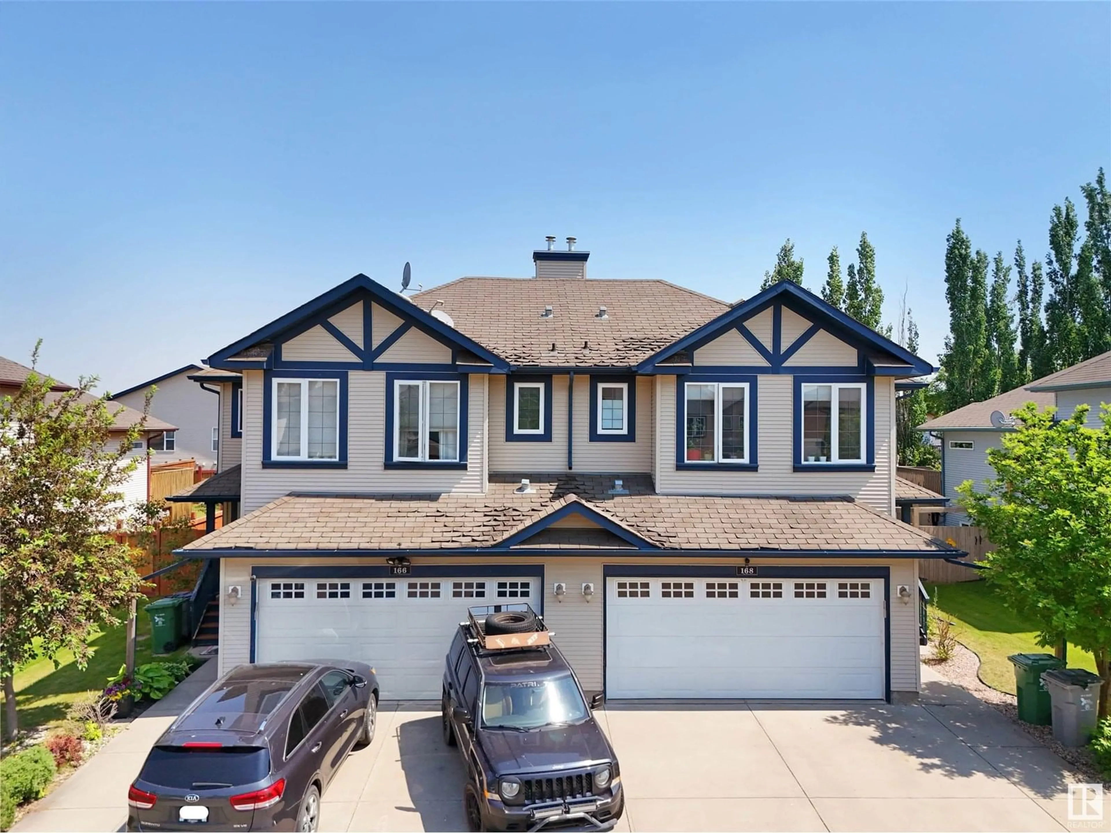 A pic from outside/outdoor area/front of a property/back of a property/a pic from drone, street for 168 RUE MAGNAN, Beaumont Alberta T4X0A6
