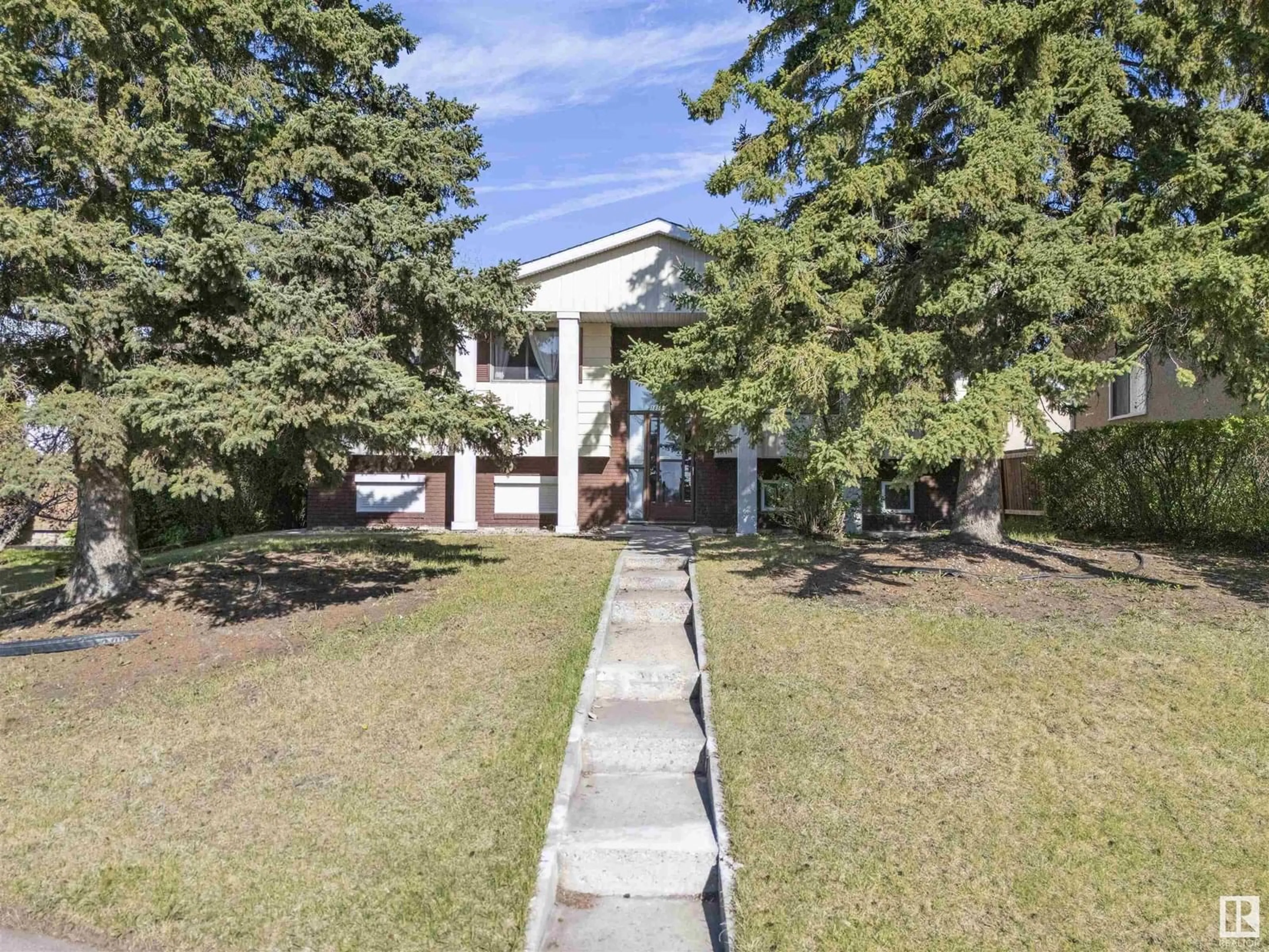 A pic from outside/outdoor area/front of a property/back of a property/a pic from drone, street for NW - 1855 51 ST, Edmonton Alberta T6T1X4