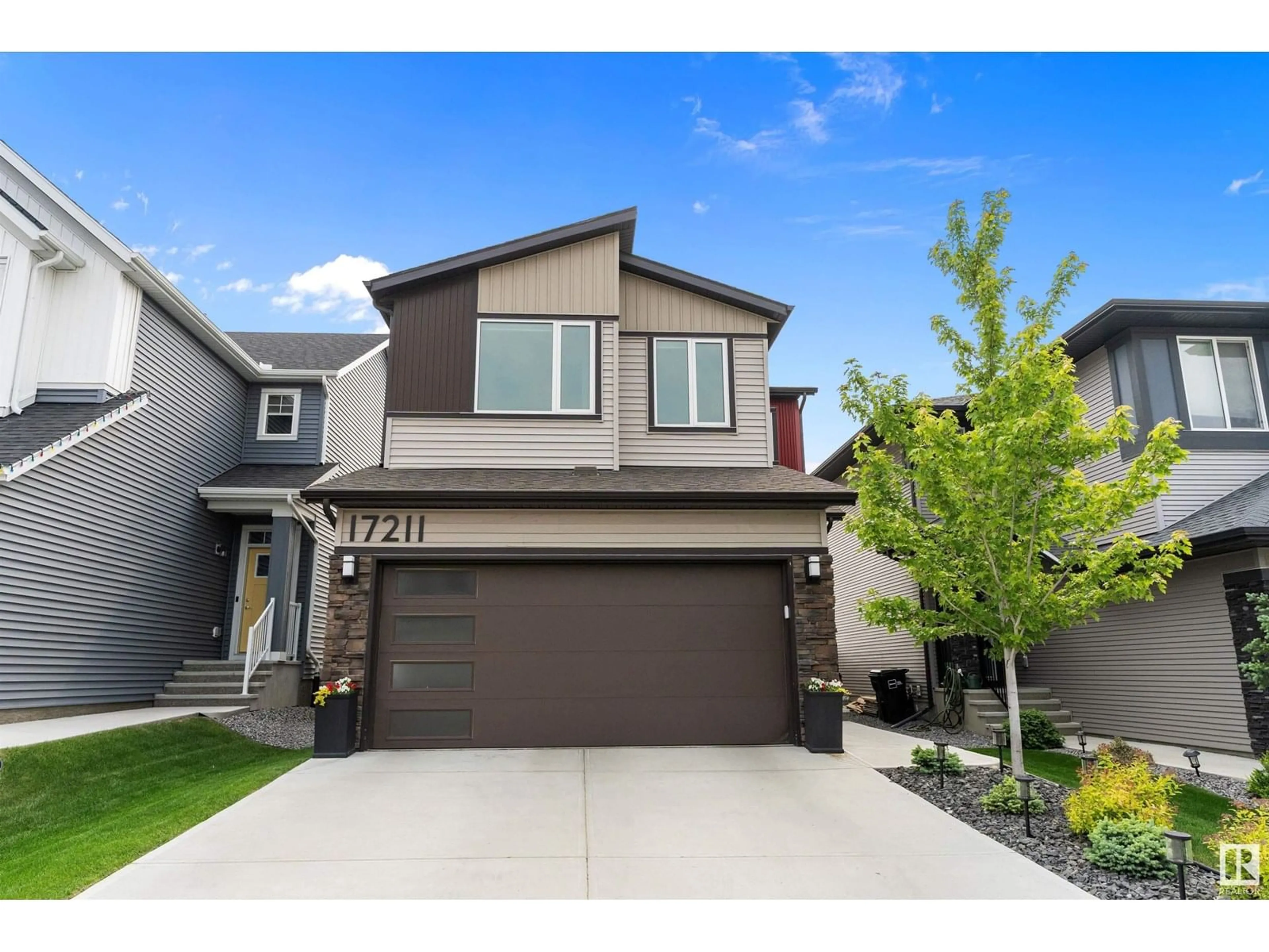 Unknown for 17211 64 ST, Edmonton Alberta T5Y3T6