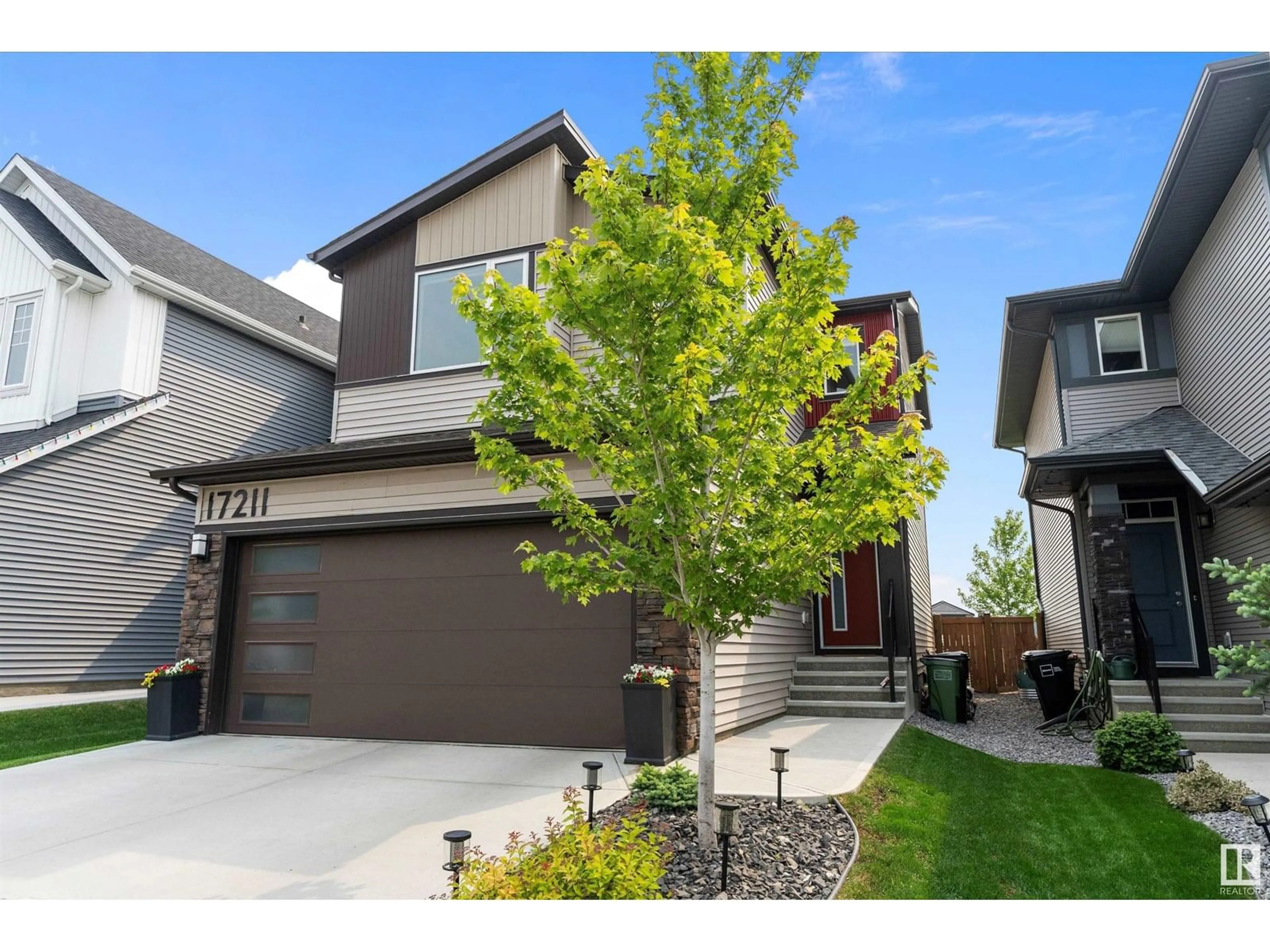Unknown for 17211 64 ST, Edmonton Alberta T5Y3T6