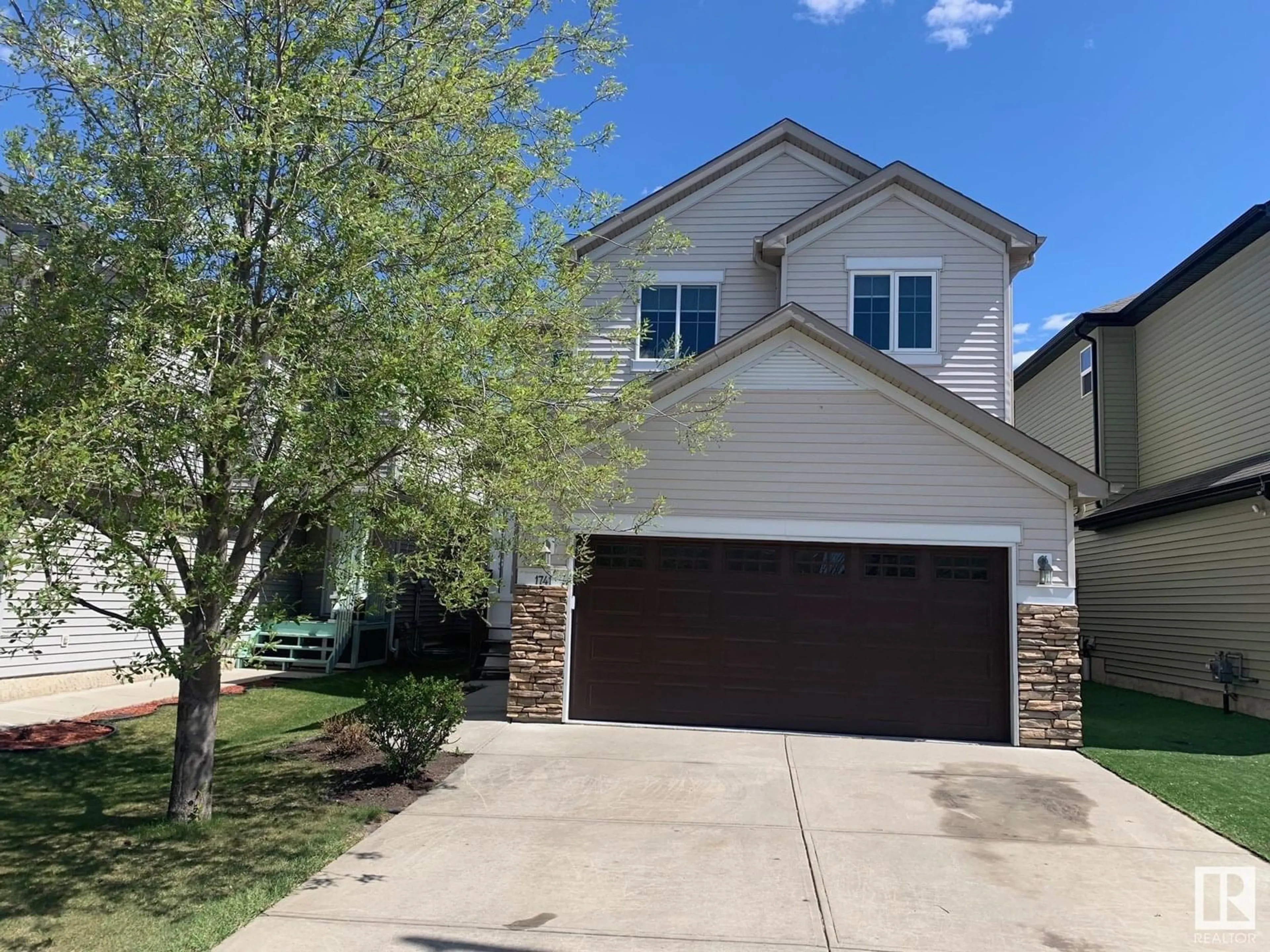 Home with vinyl exterior material, street for SW - 1741 63A ST, Edmonton Alberta T6X0S1