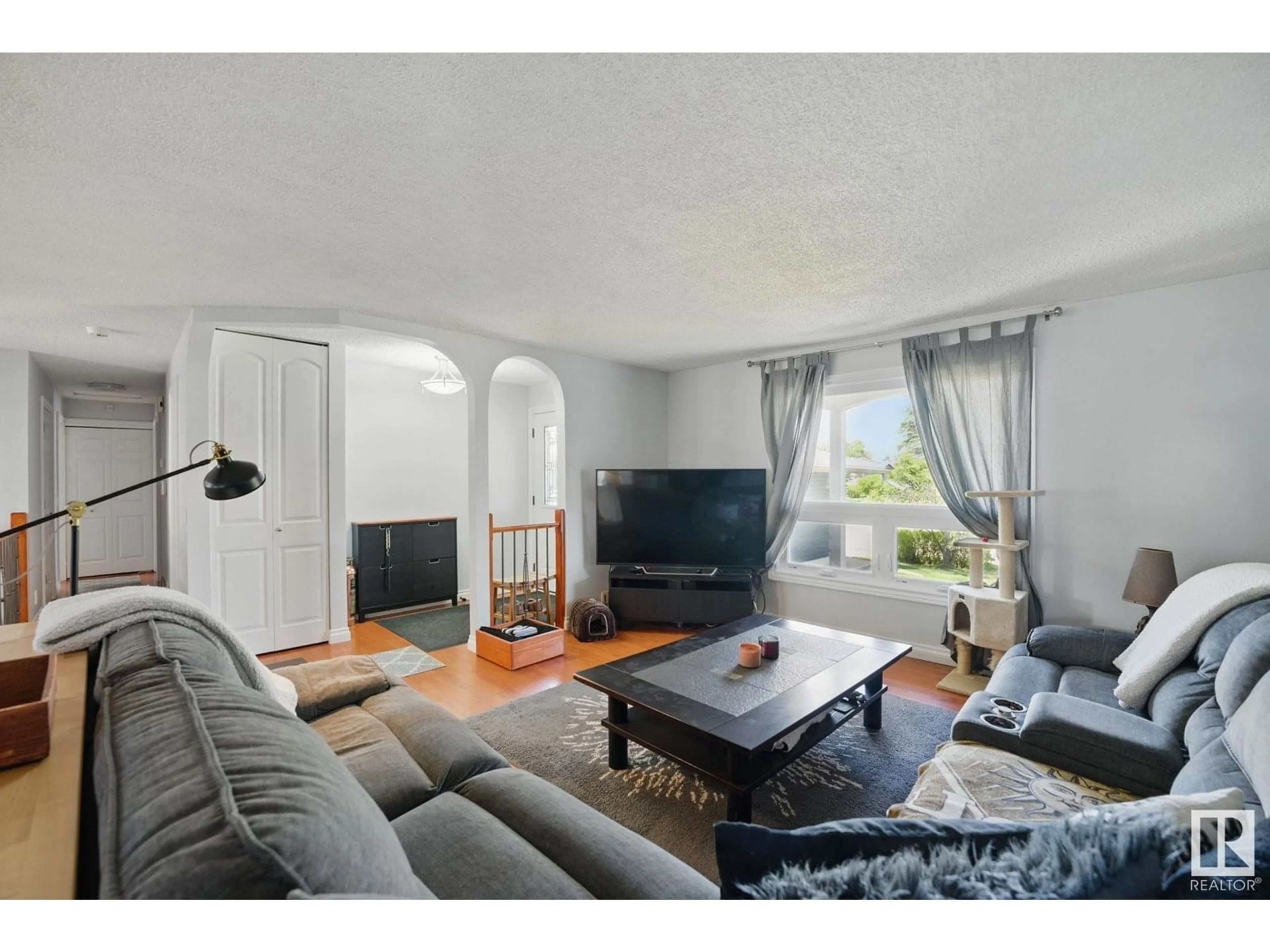Living room with furniture, unknown for 60 HOWSON CR, Edmonton Alberta T5A4T6