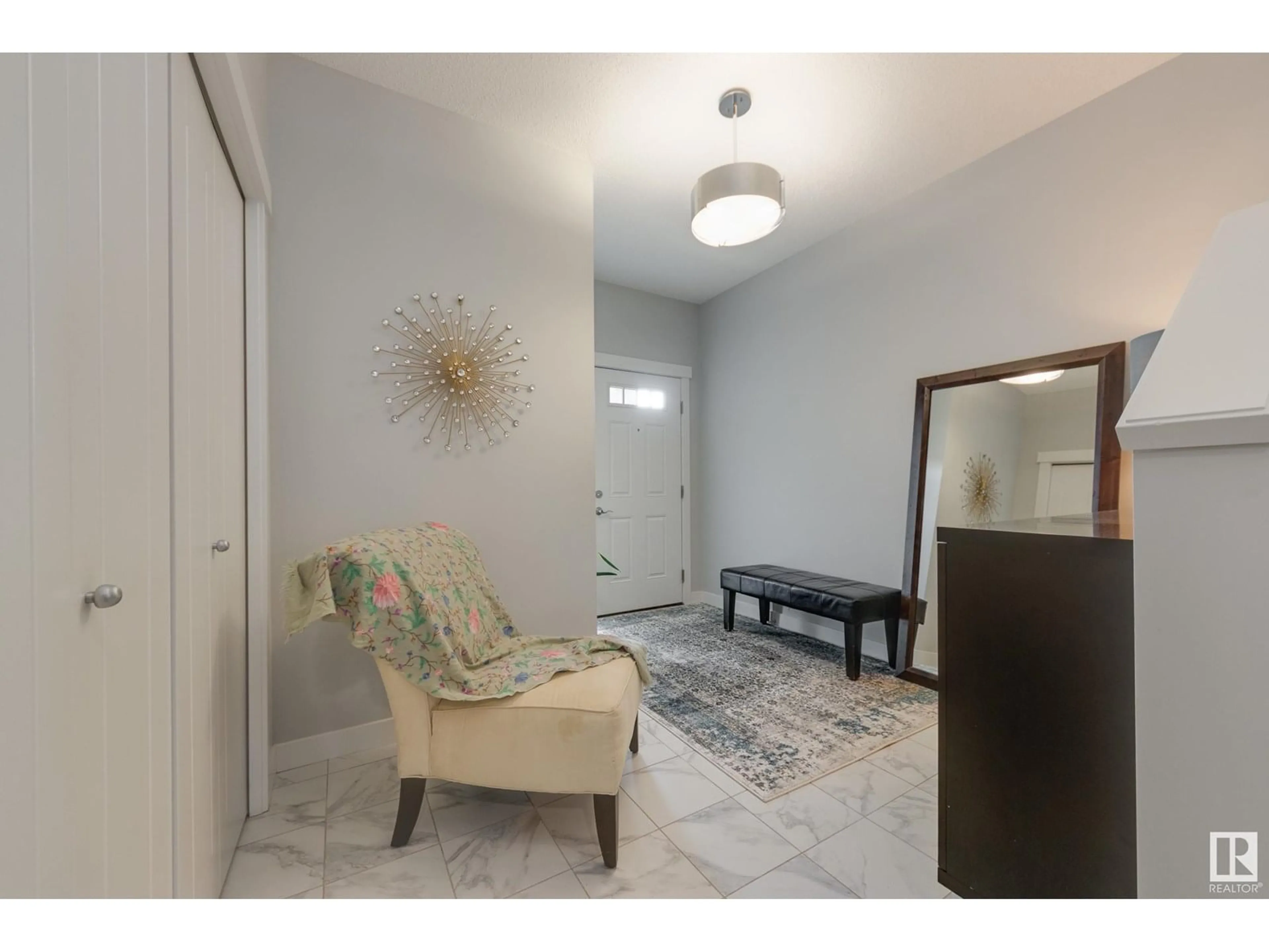 Indoor entryway for 1773 WESTERRA LO, Stony Plain Alberta T7Z0K9