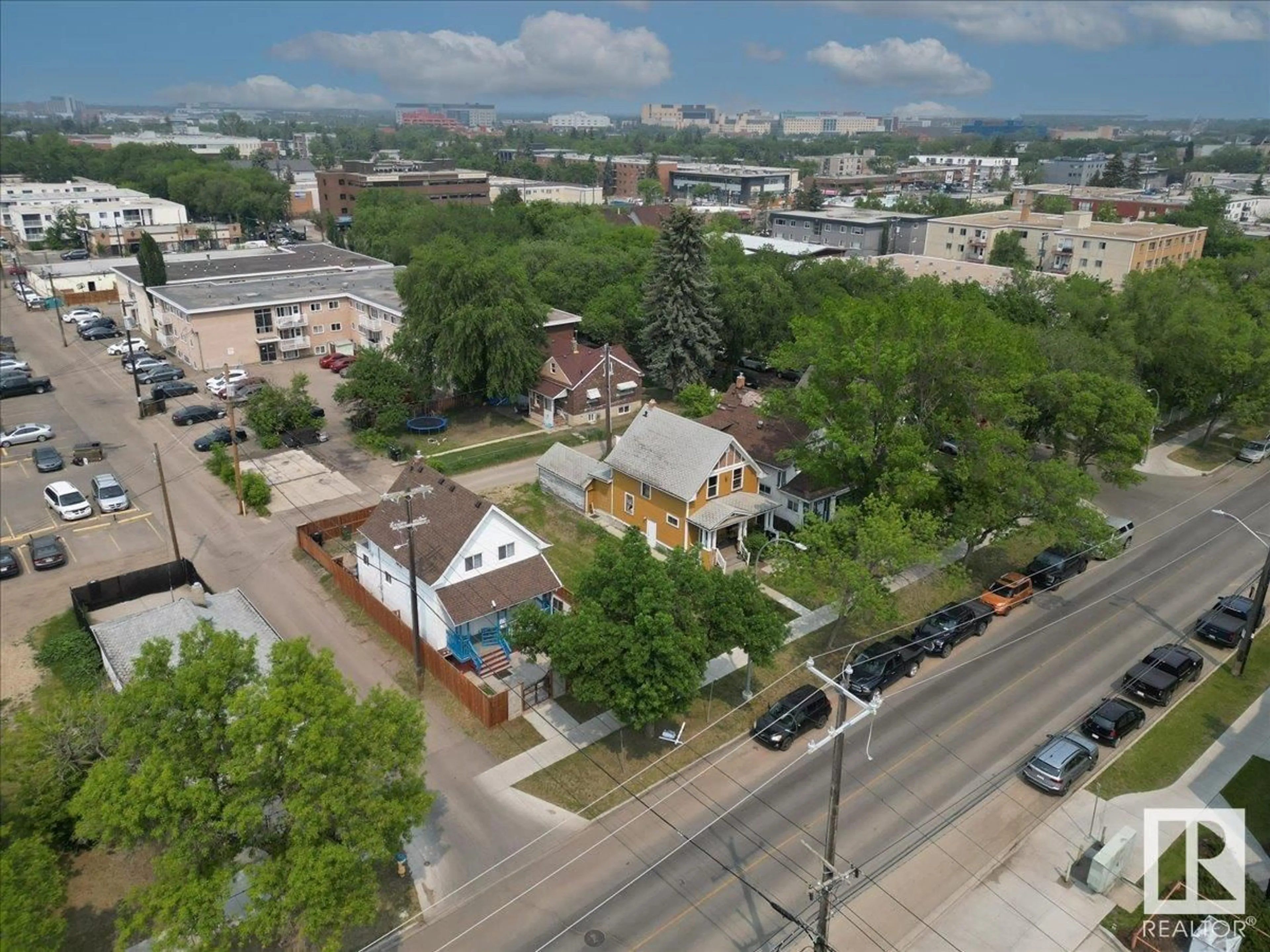 A pic from outside/outdoor area/front of a property/back of a property/a pic from drone, city buildings view from balcony for 11010 106 AV, Edmonton Alberta T5H0R3