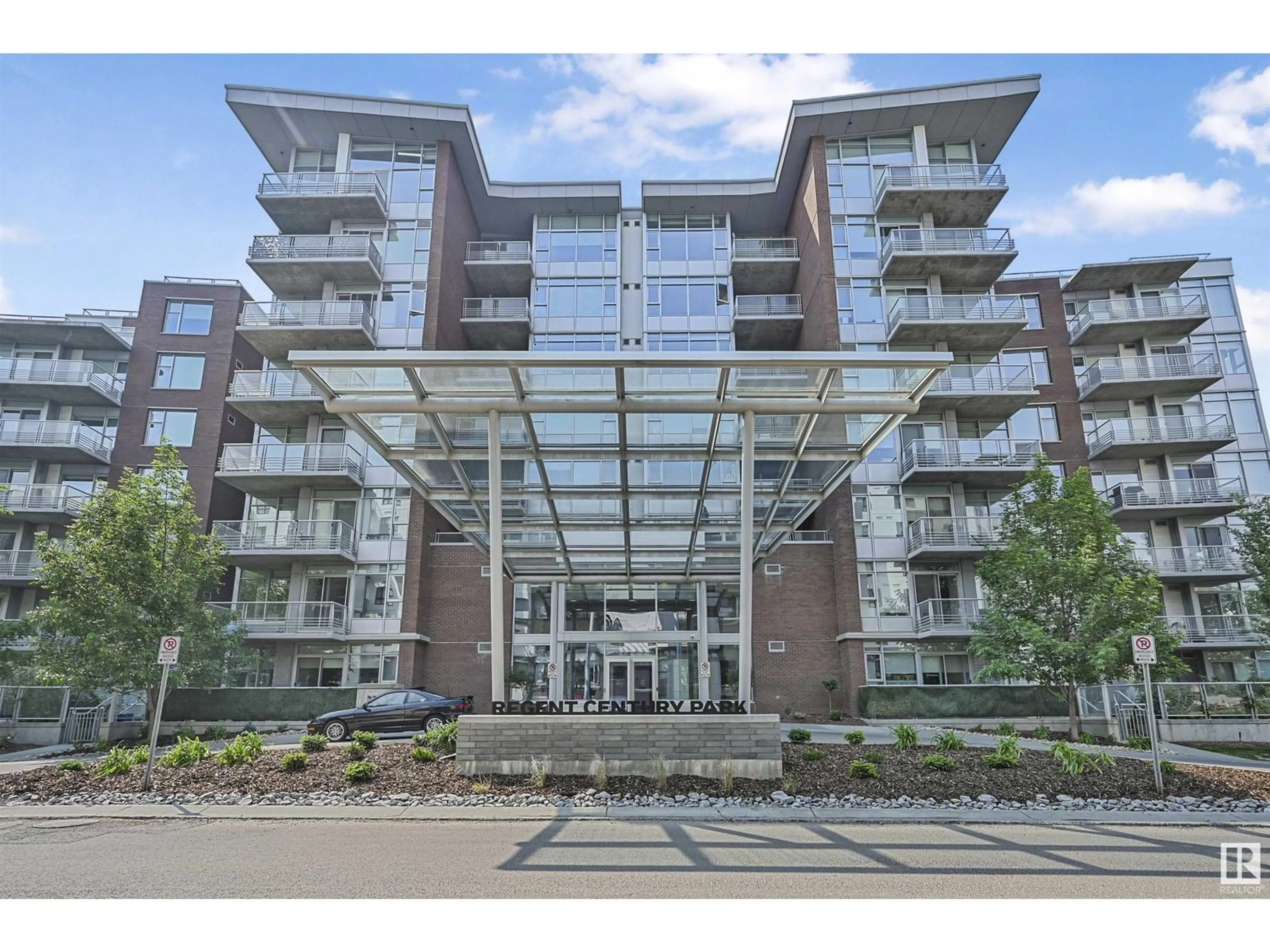 Indoor foyer for #414 - 2612 109 ST, Edmonton Alberta T6J3T1