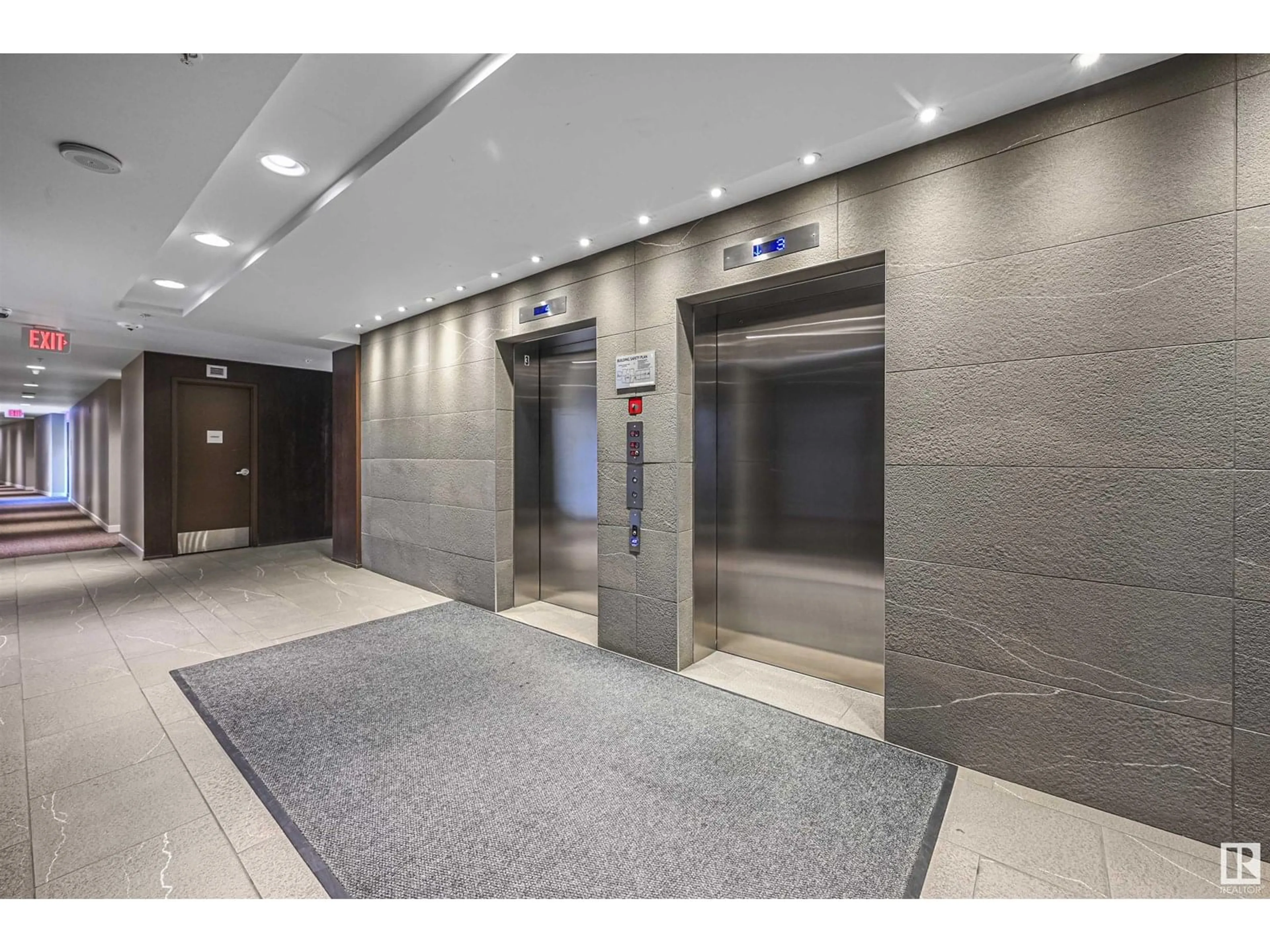 Indoor foyer for #414 - 2612 109 ST, Edmonton Alberta T6J3T1