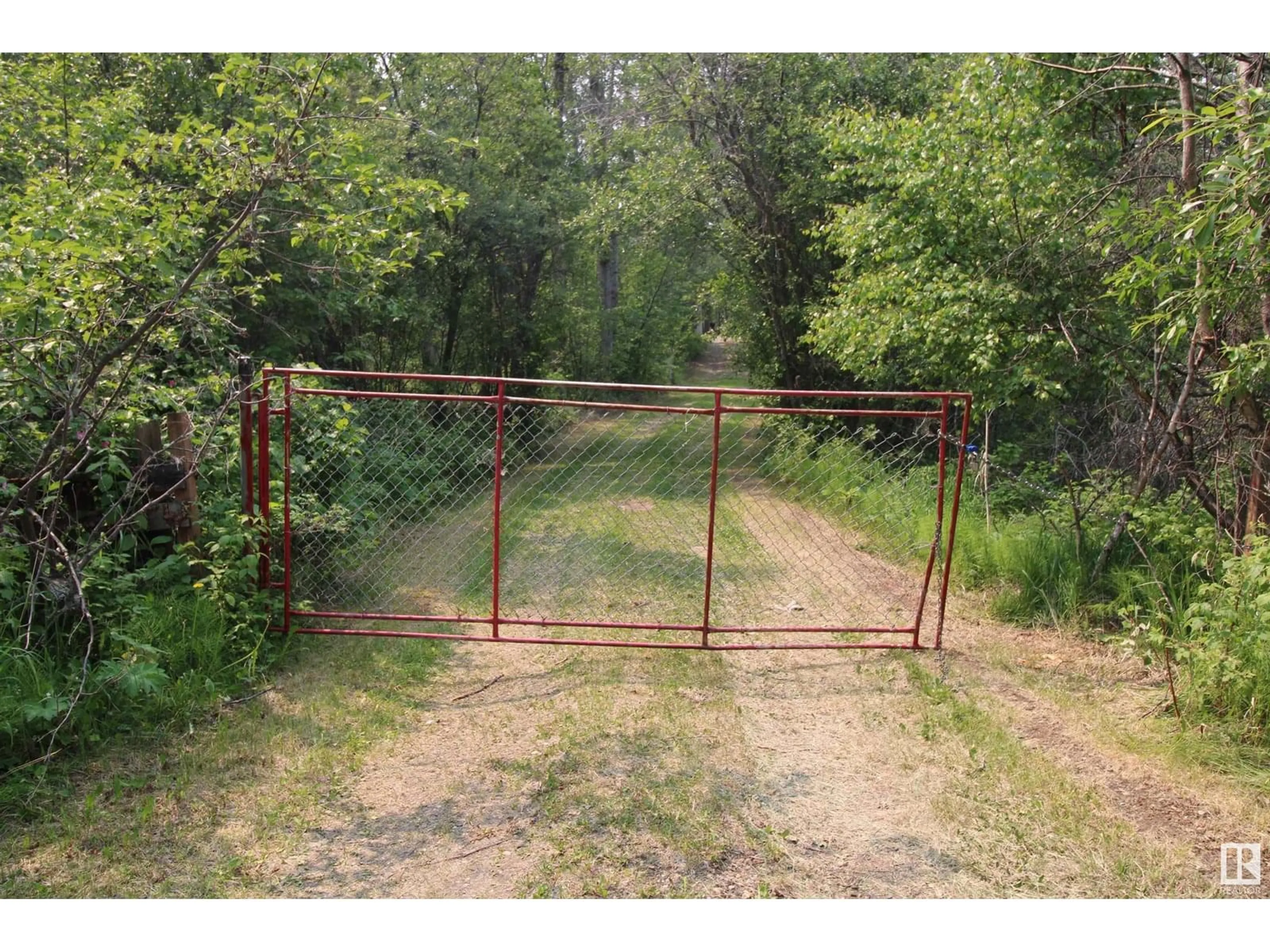 Shed for 5124 - 29 TWP ROAD 554, Rural Lac Ste. Anne County Alberta T0E0L0