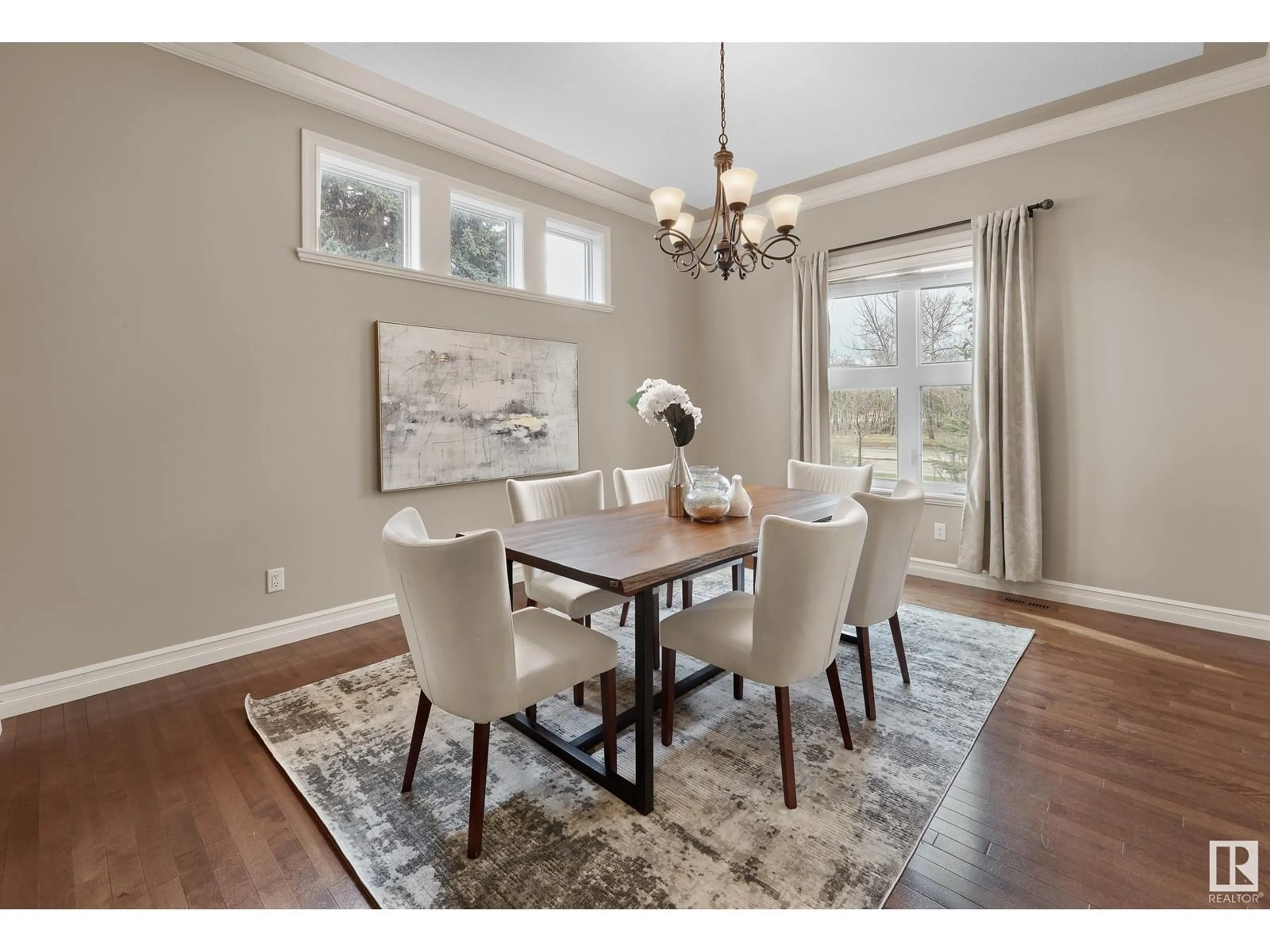 Dining room, wood/laminate floor for 11502 71 AV, Edmonton Alberta T6G0A7