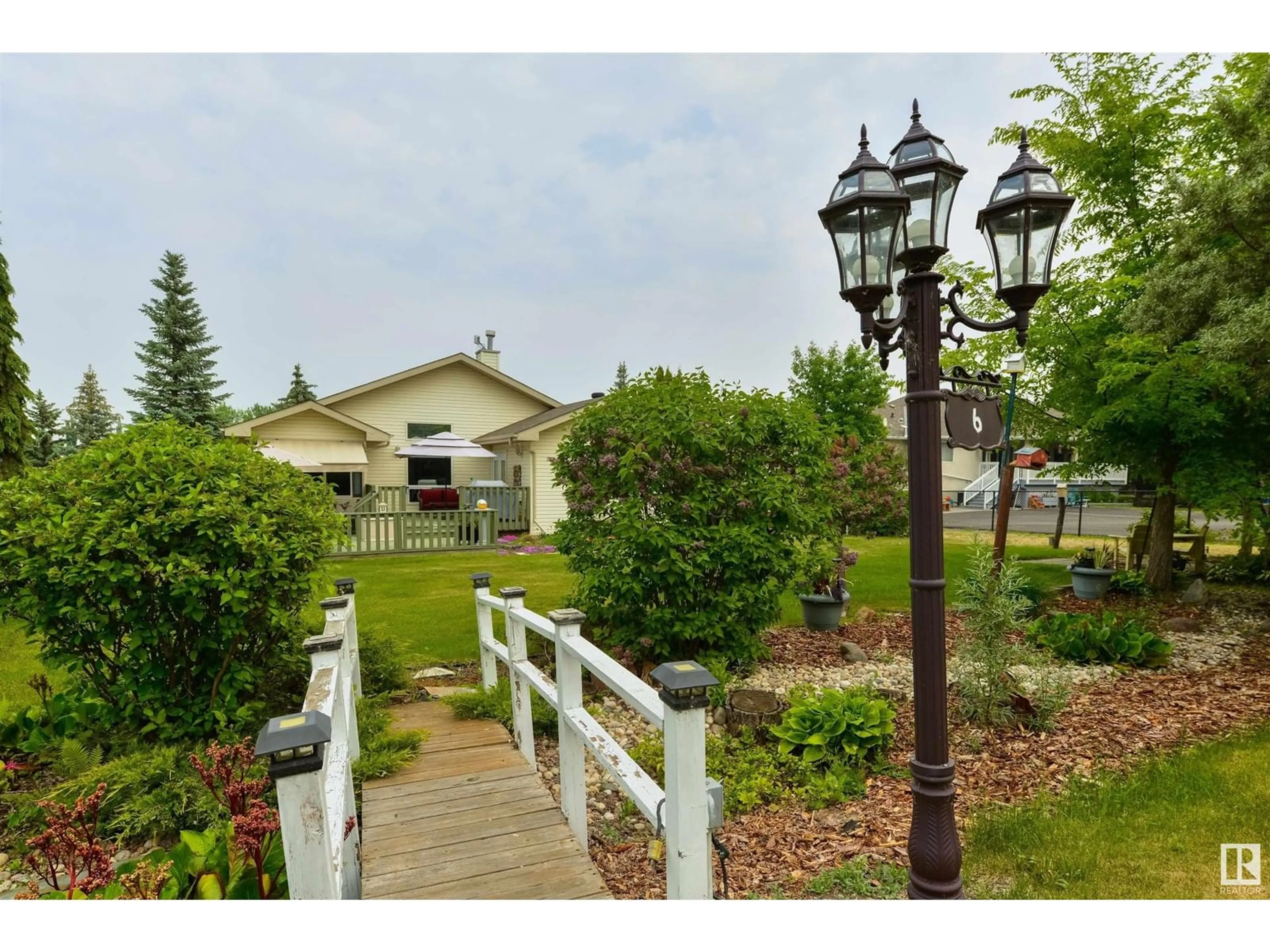 Patio, unknown for 6 - 53302 RGE ROAD 261, Rural Parkland County Alberta T7Y1A7