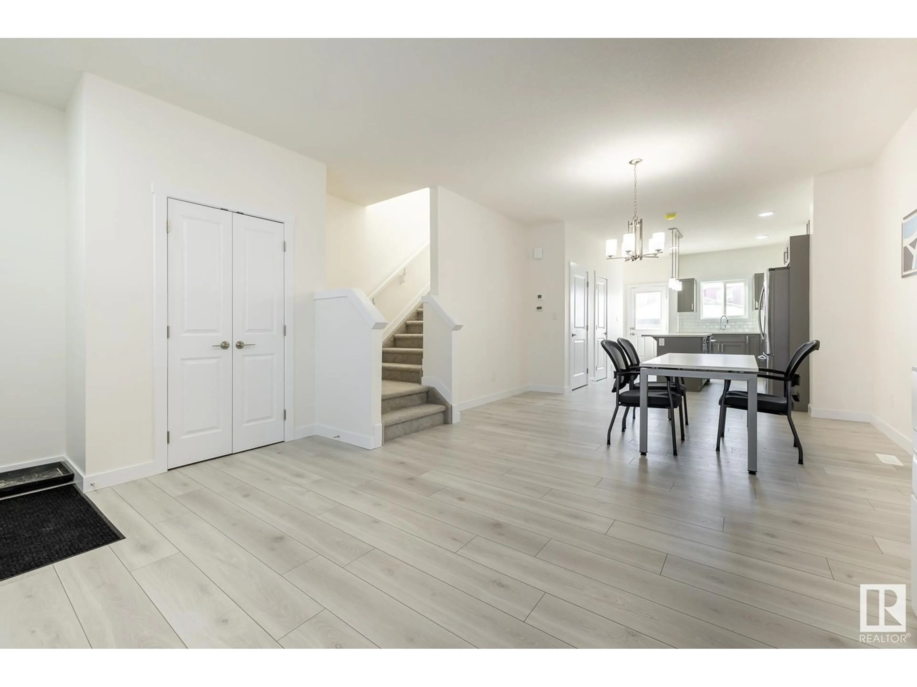 Unknown for 37 RENWYCK PL, Spruce Grove Alberta T7X4E1