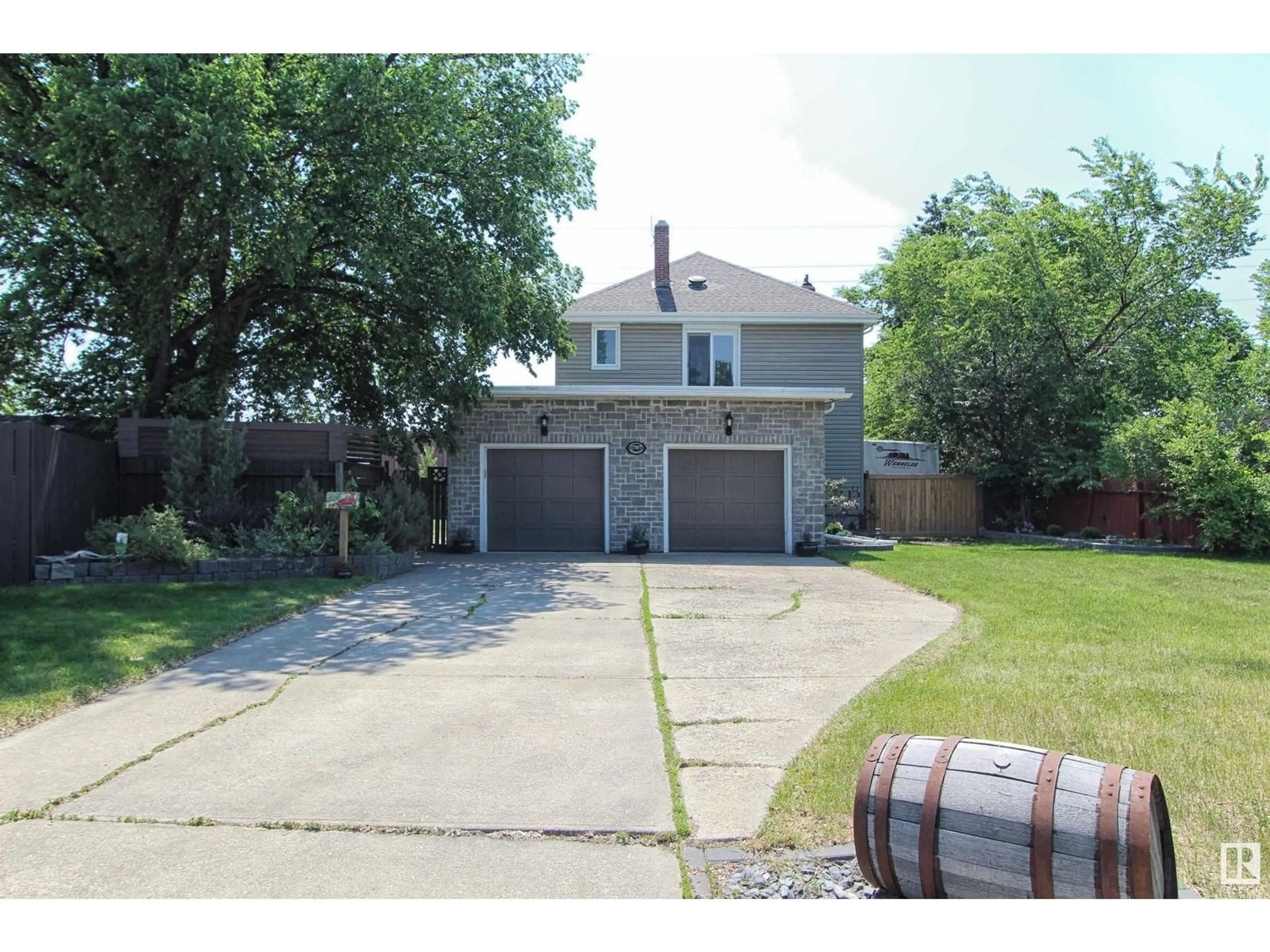 Unknown for 17107 80 AV, Edmonton Alberta T5T0B3