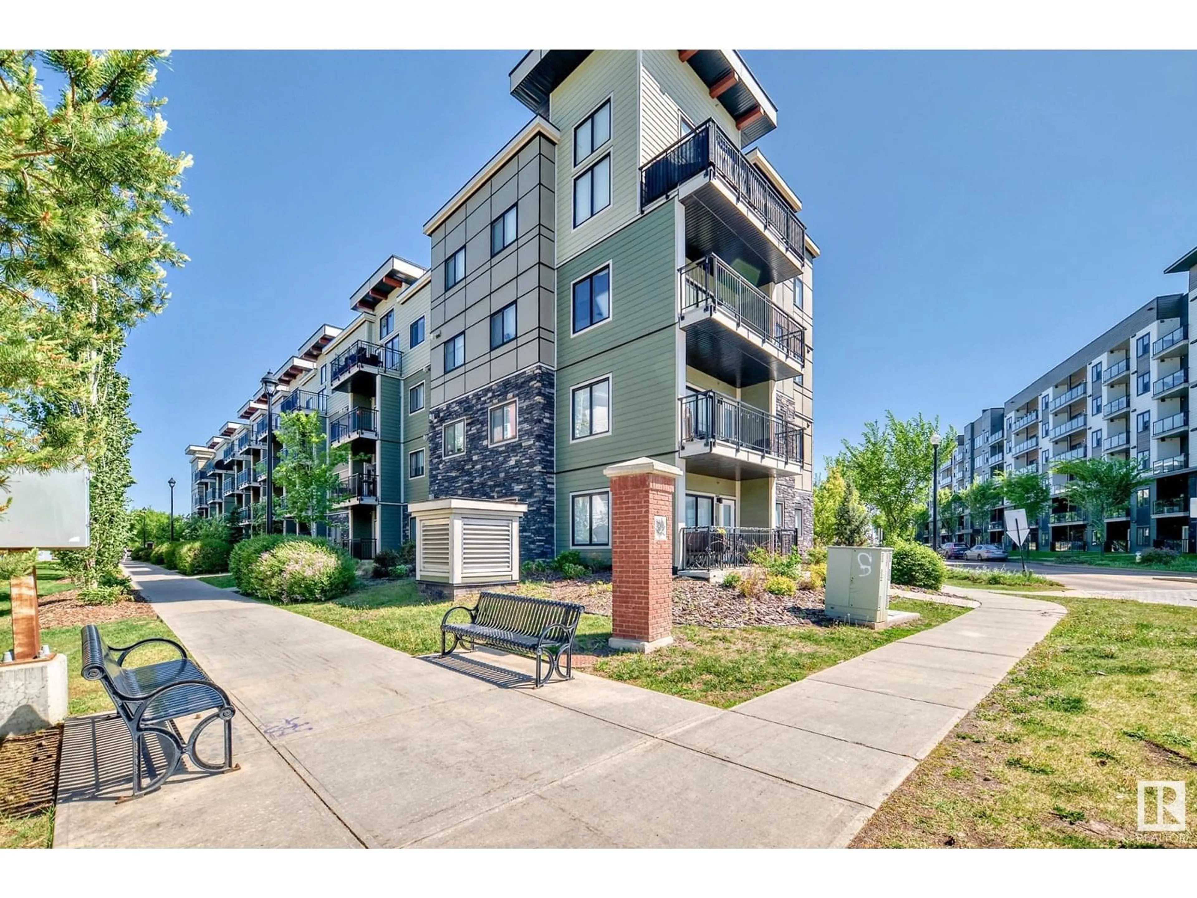 Patio, unknown for #414 - 560 GRIESBACH PARADE PR, Edmonton Alberta T5E6X1