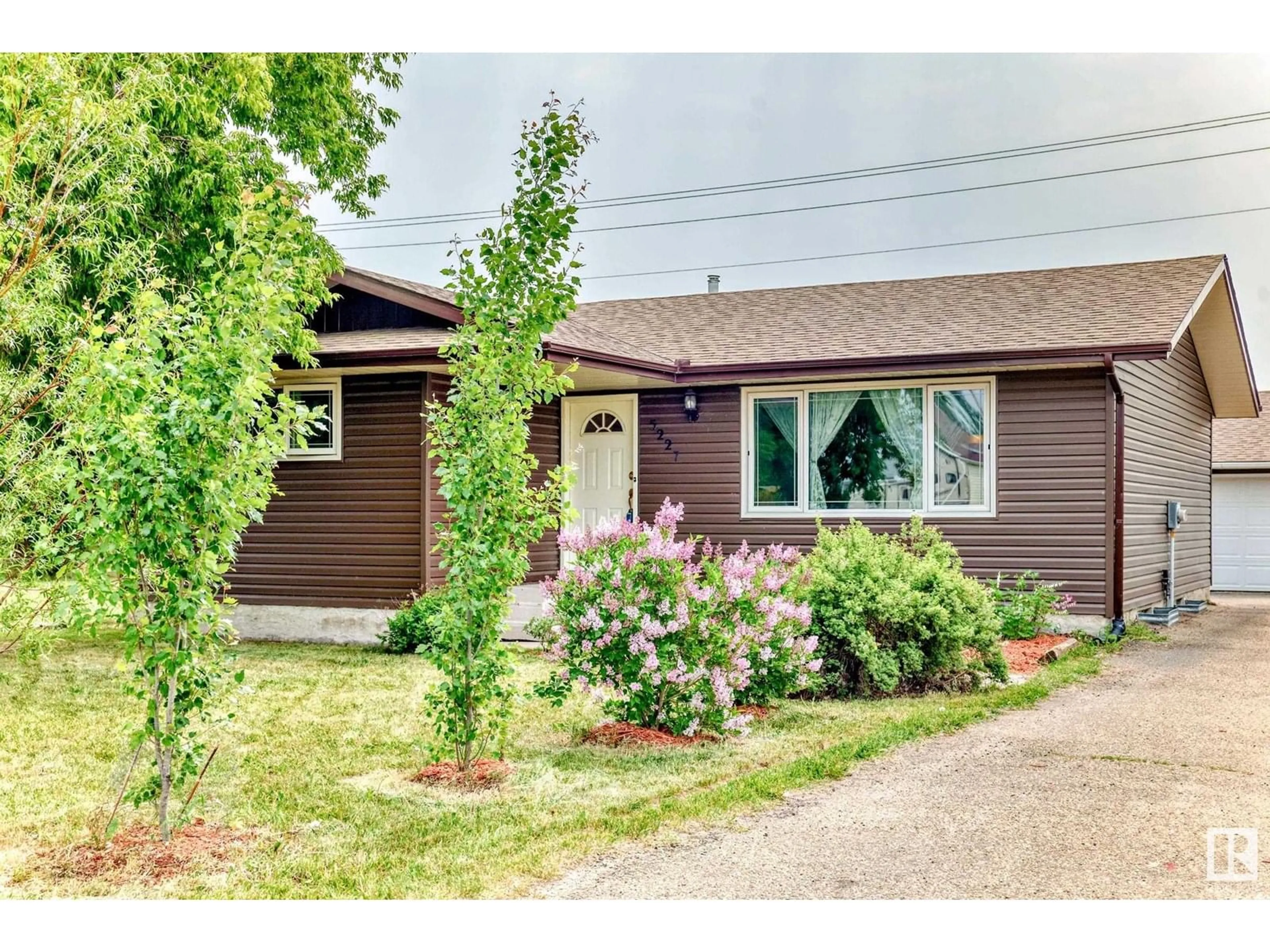 Home with vinyl exterior material, street for 5227 49 AV, Onoway Alberta T0E1V0