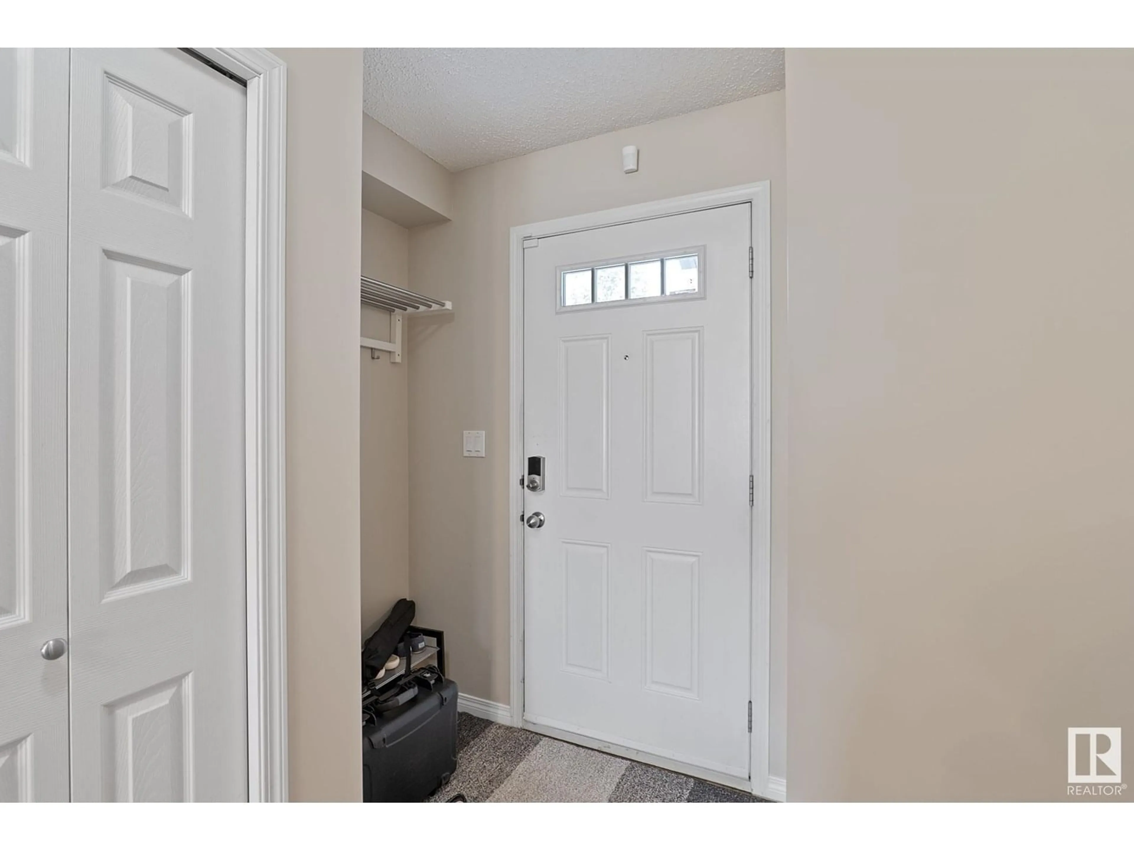 Indoor entryway for 67 HANEY LANDING, Spruce Grove Alberta T7X0A2