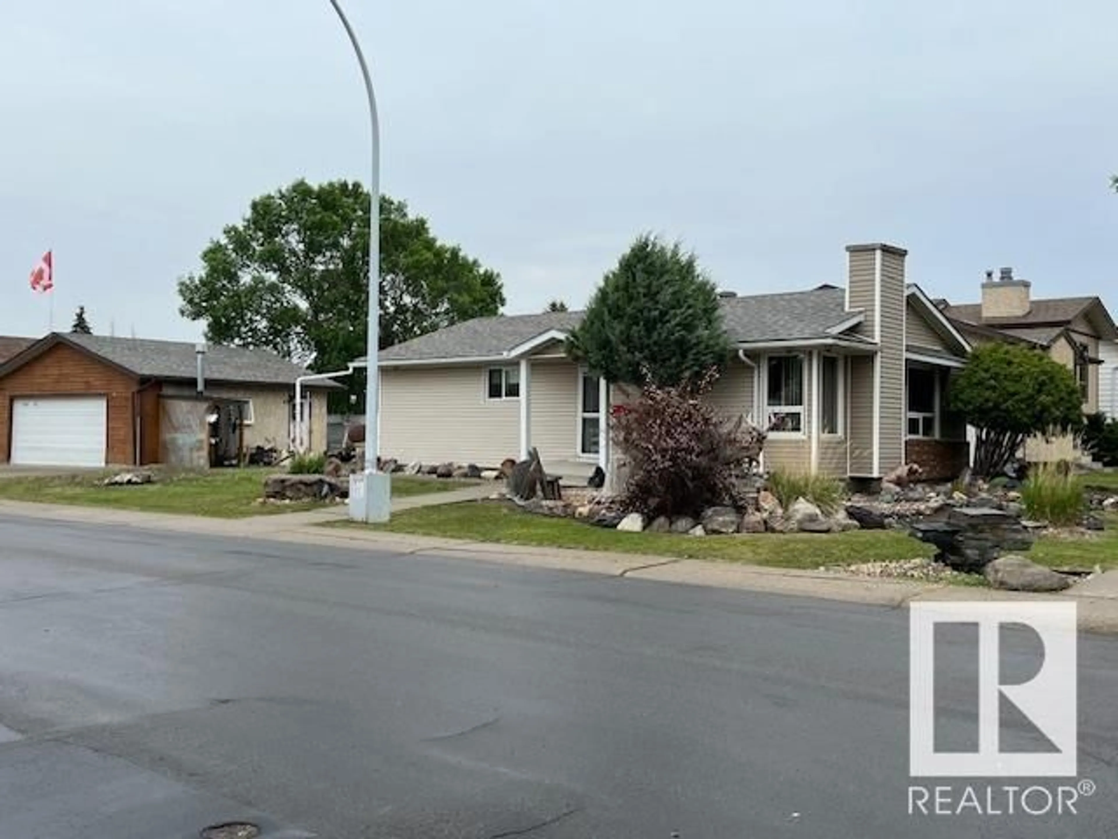 Unknown for 17903 92A ST NW, Edmonton Alberta T5Z2J9