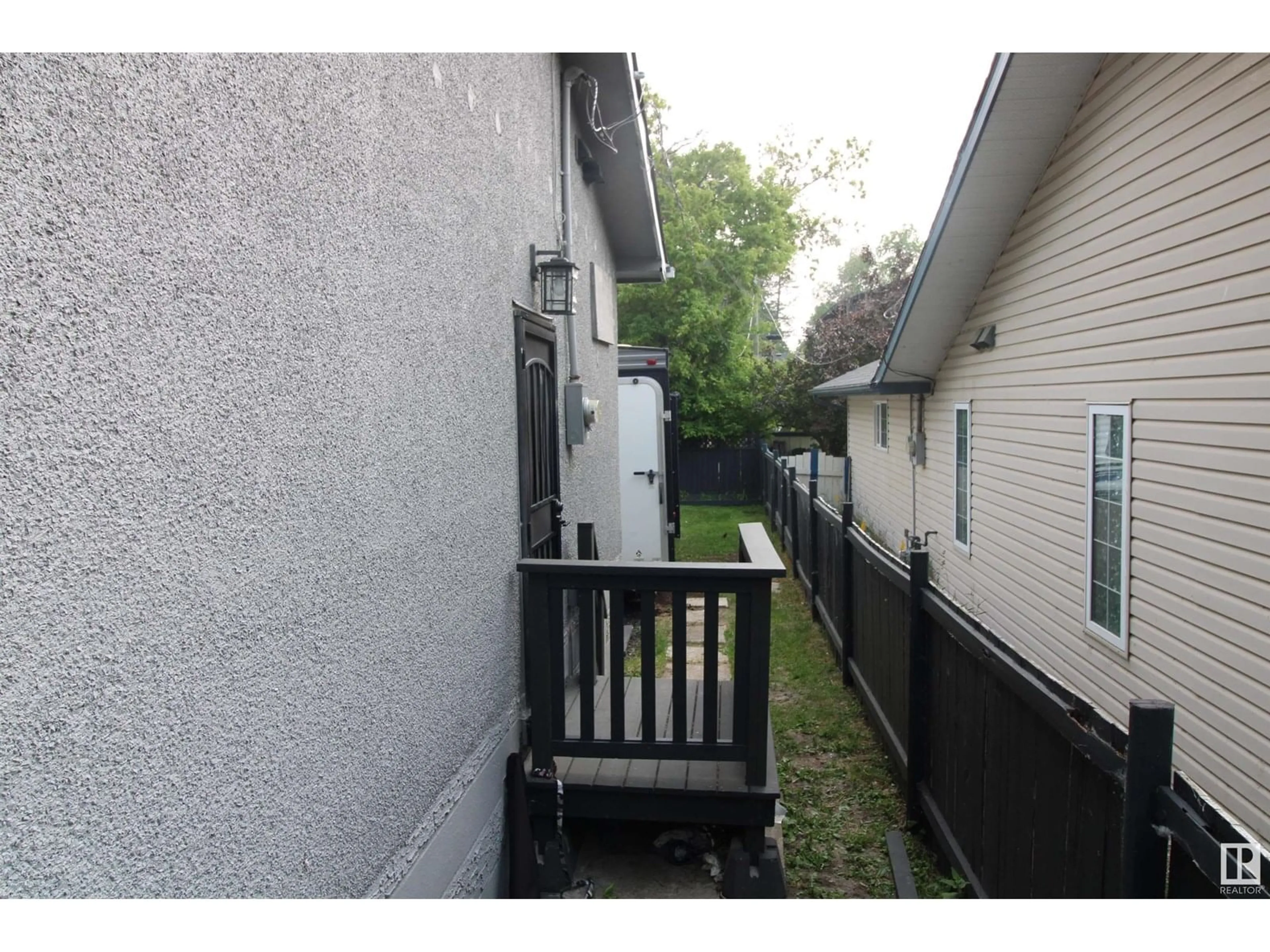 Patio, street for 4804 52, Rural Lac Ste. Anne County Alberta T0E0A0