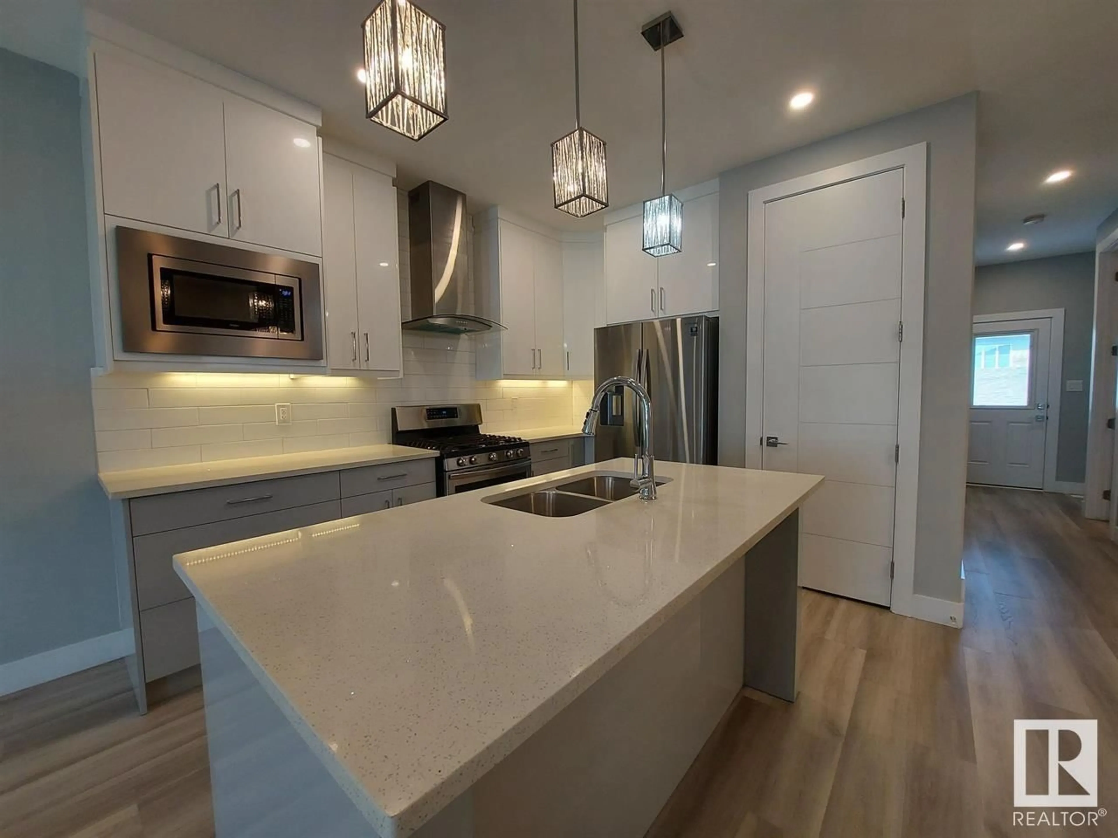 Open concept kitchen, unknown for SW - 9356 PEAR LINK LI, Edmonton Alberta T6X2V9