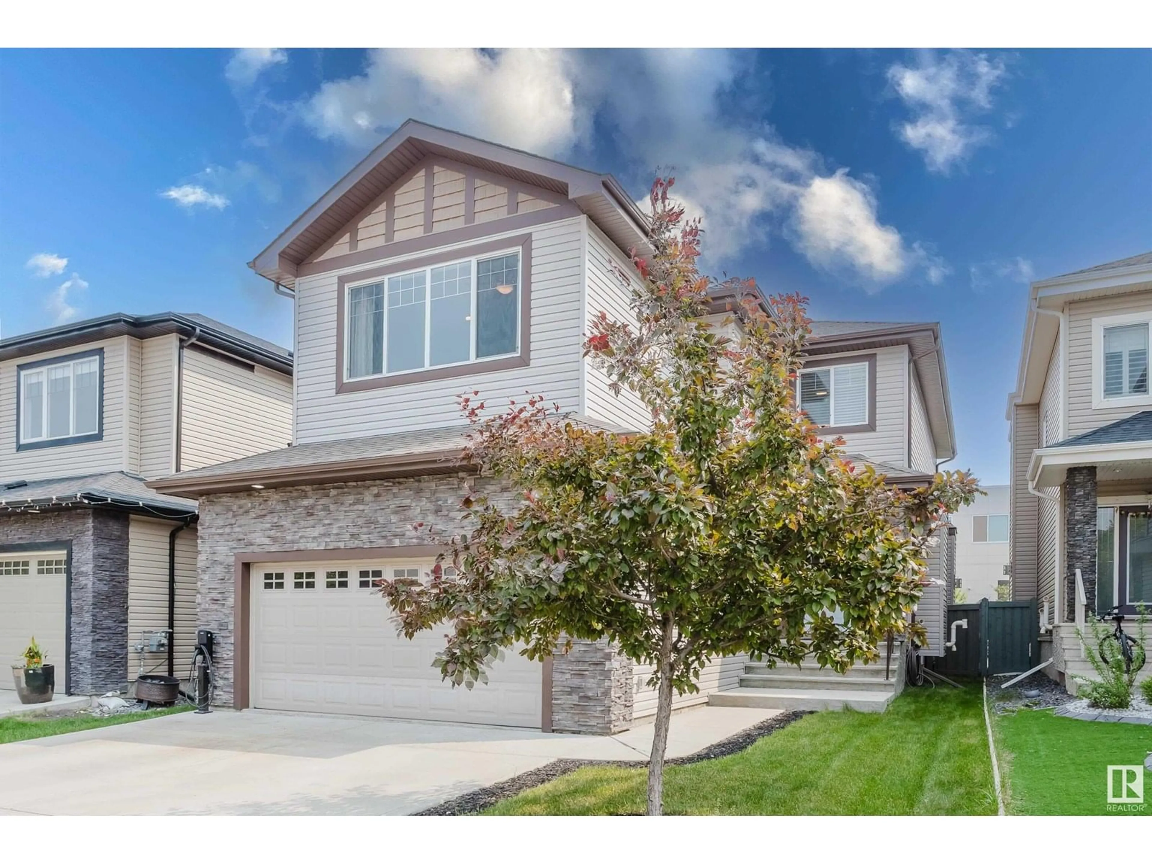 Home with vinyl exterior material, street for SW - 17403 11 AV, Edmonton Alberta T6W1Z7