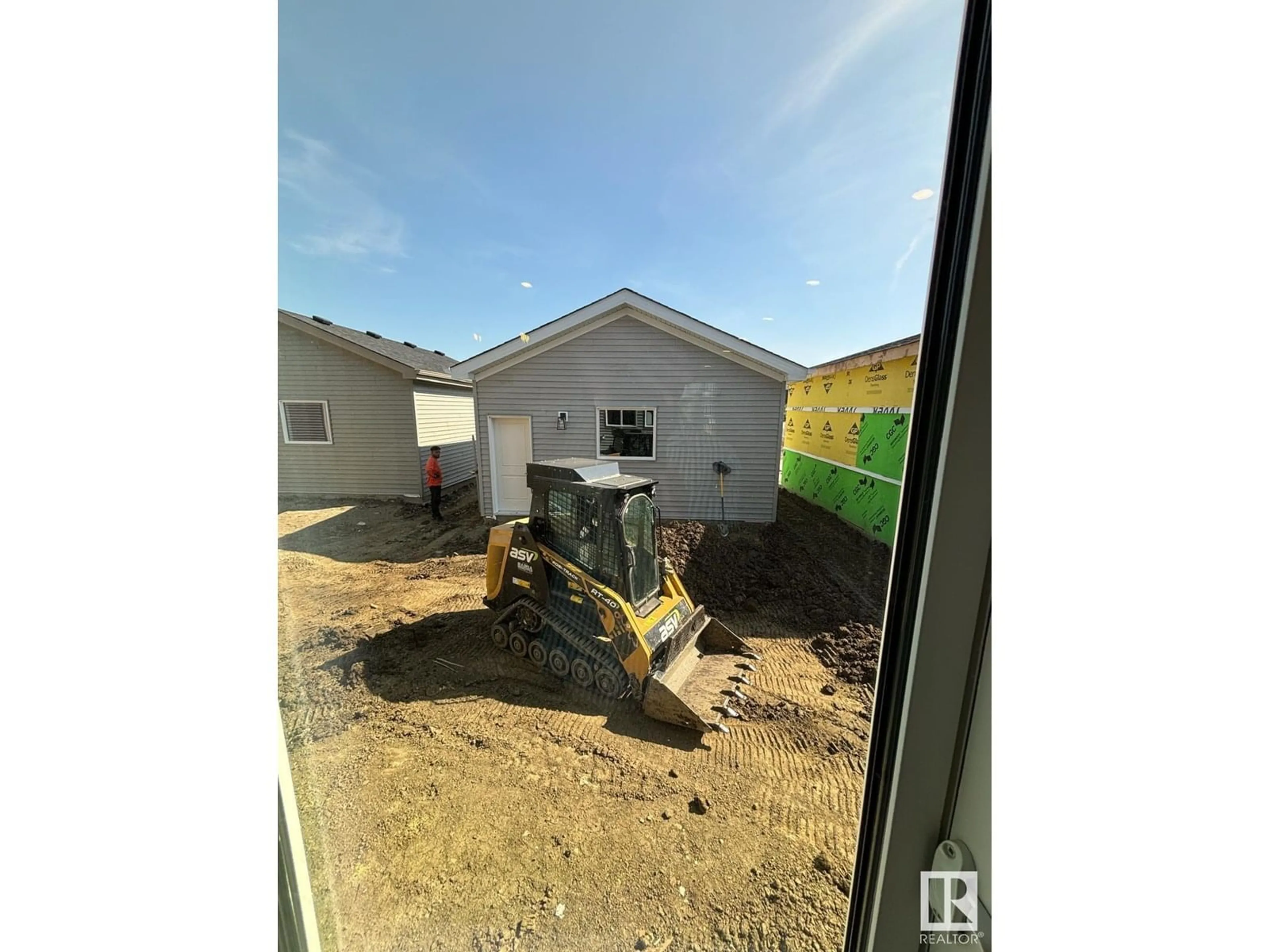 Unknown for 4207 - 4207 38 ST, Beaumont Alberta T4X3B2